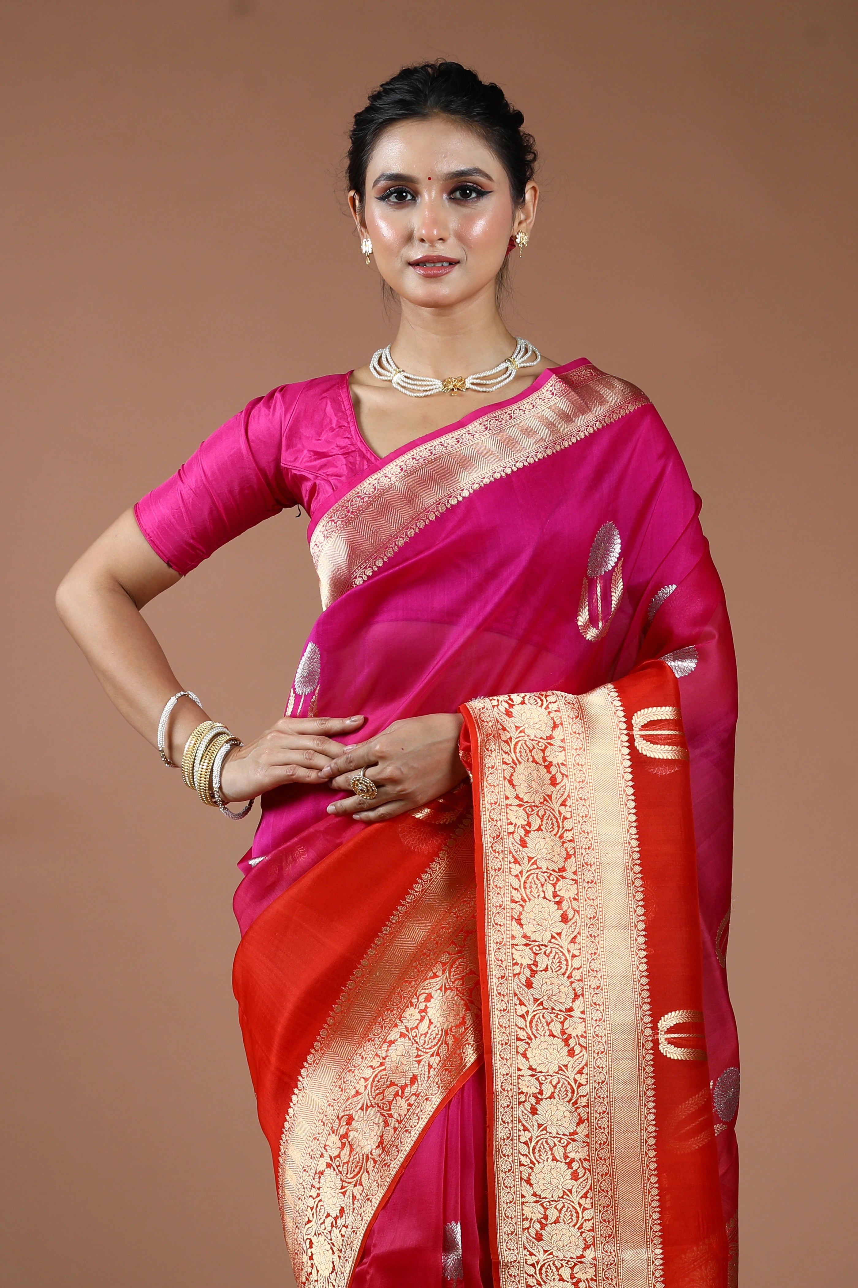 Pure 4D Dye Kora Banarasi Saree With Blouse Piece