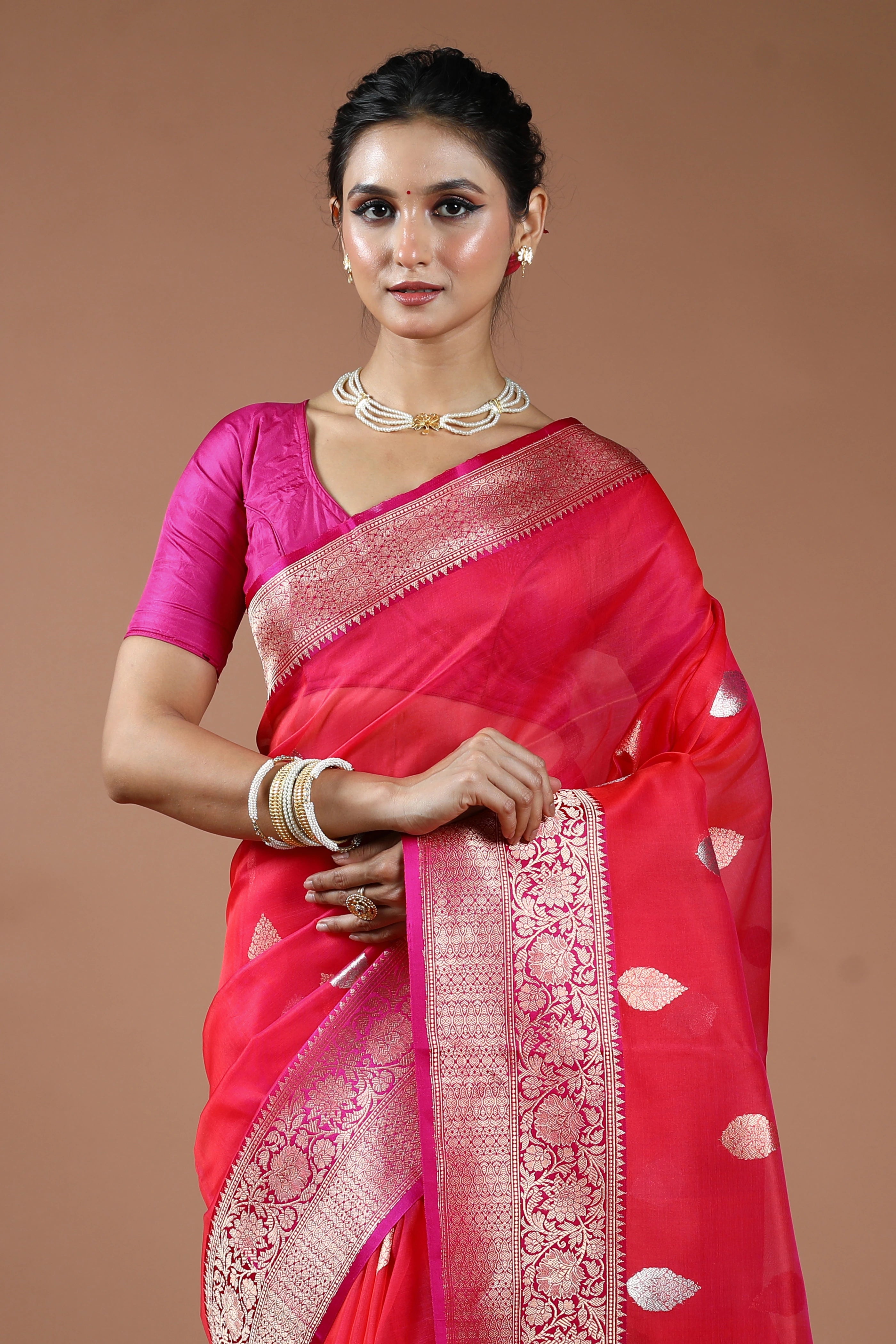 Fuchsia Pink Pure Kora Banarasi With Katan Border Saree With Blouse Piece