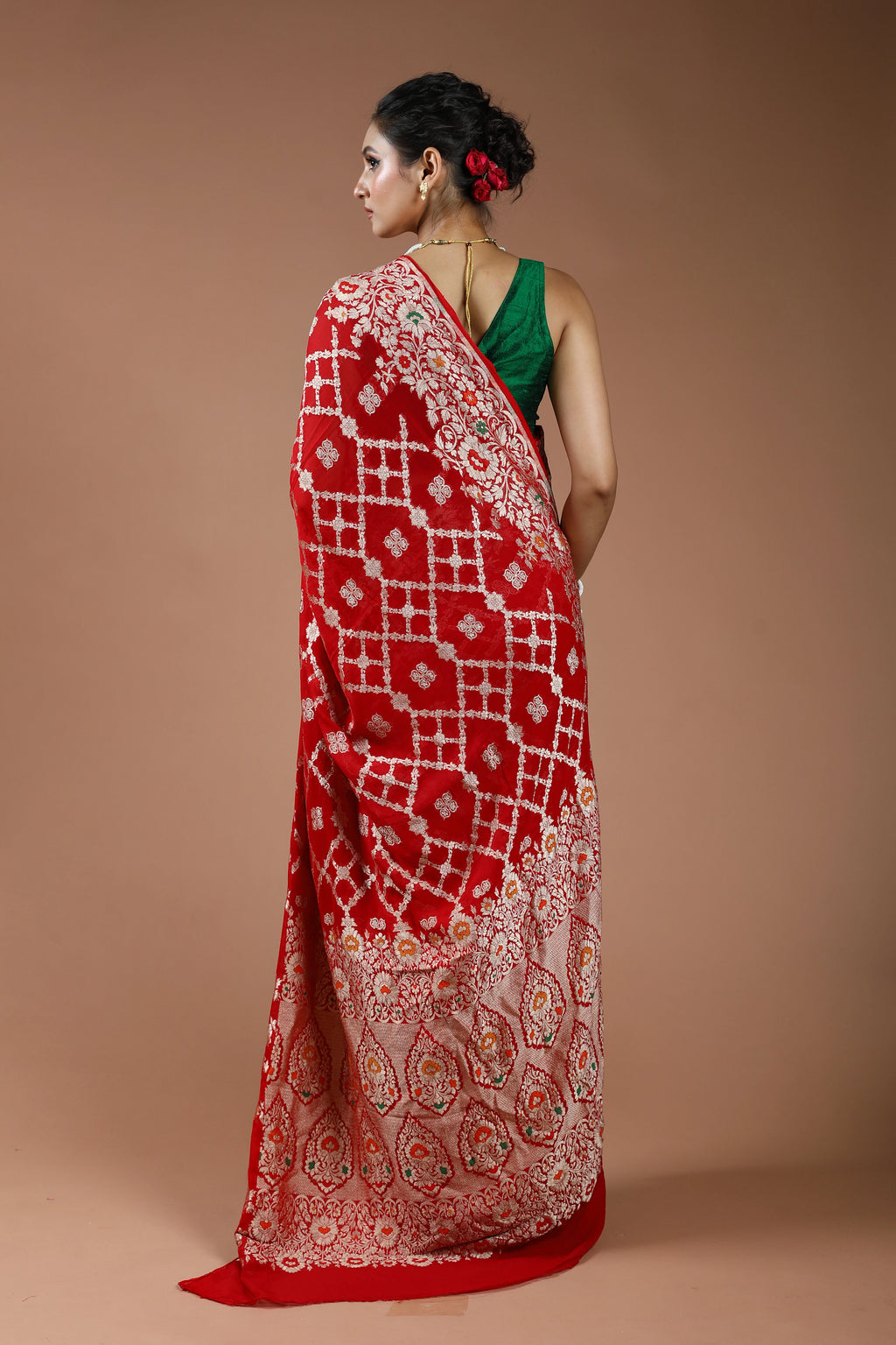 Red Pure Georgette Saree With Blouse Piece