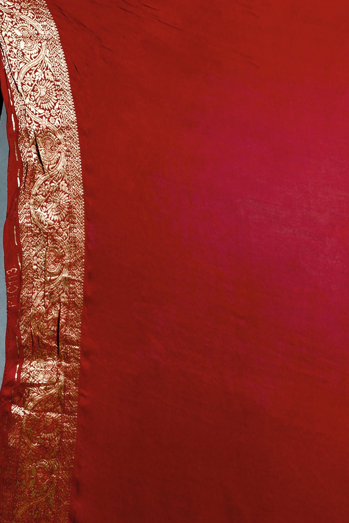 Red Semi Georgette Saree with Blouse Piece