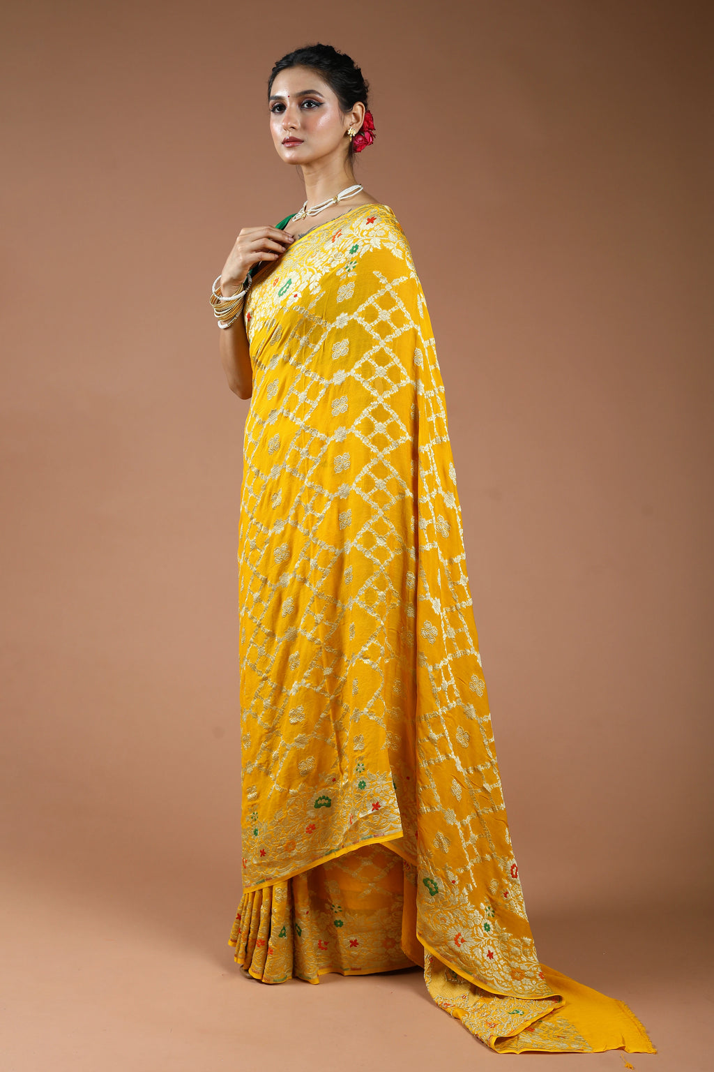 Yellow Pure Georgette Saree With Blouse Piece