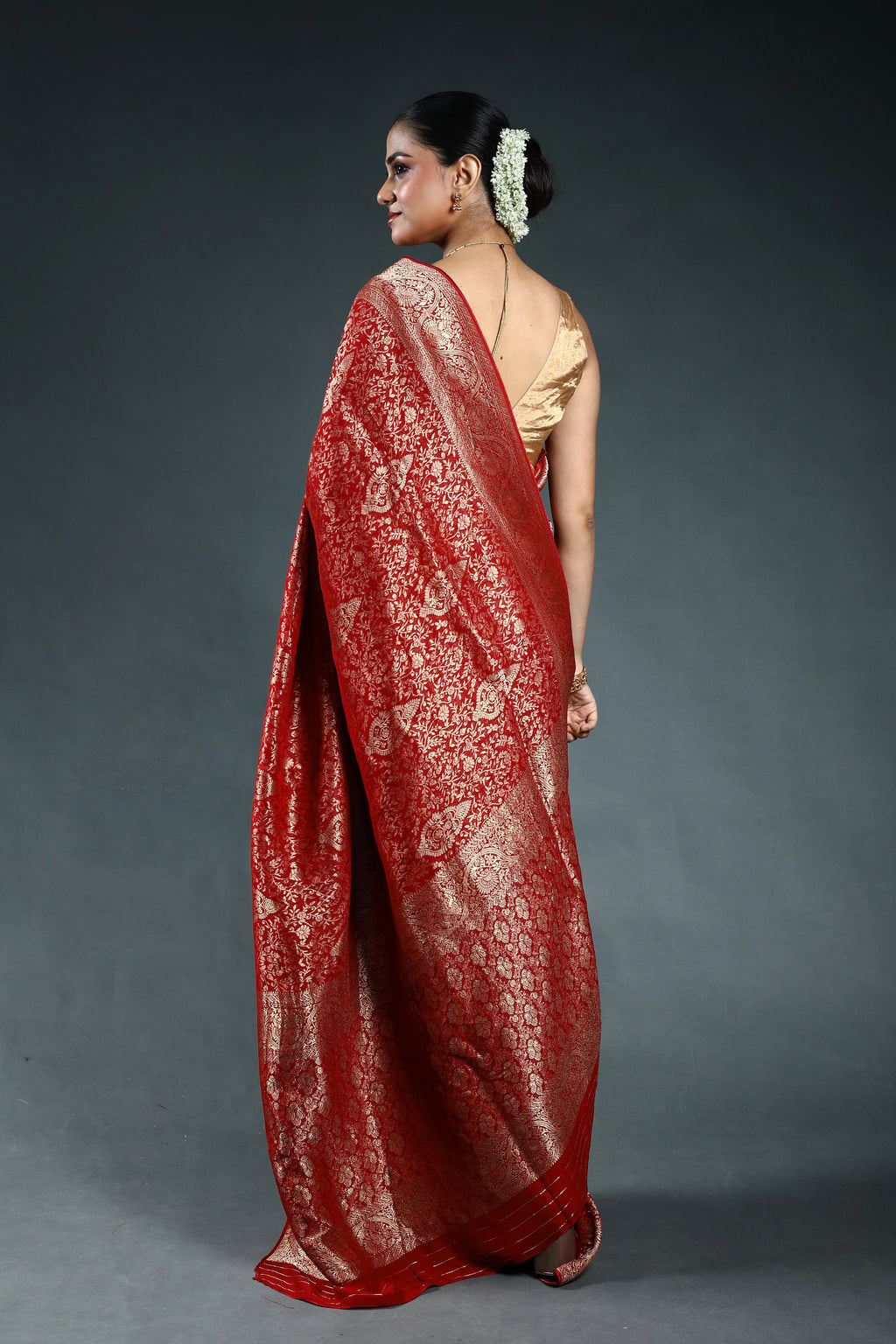 Red Semi Georgette Saree with Blouse Piece