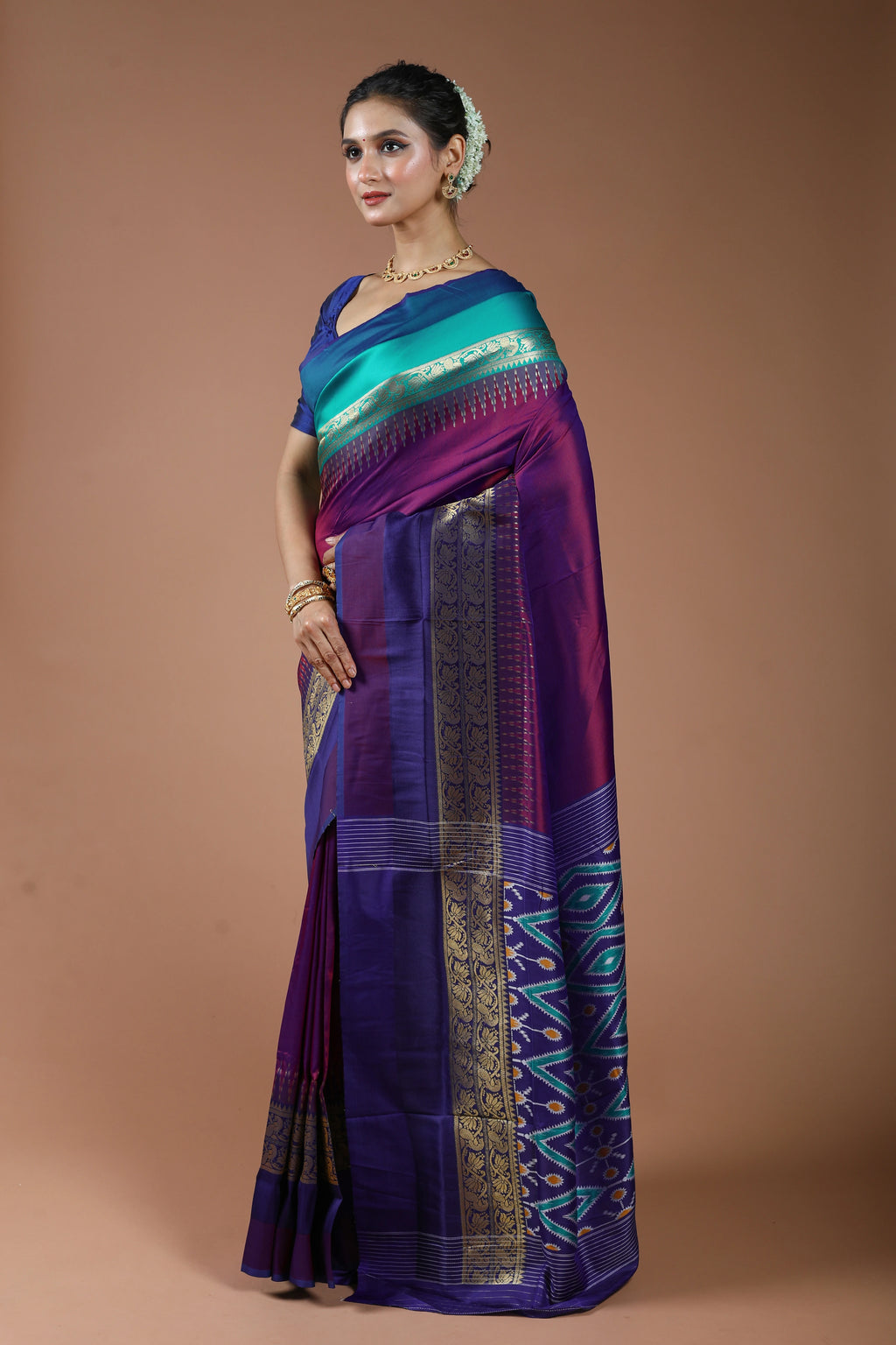Purple Dual Tone Semi Pochampally Saree With Blouse Piece