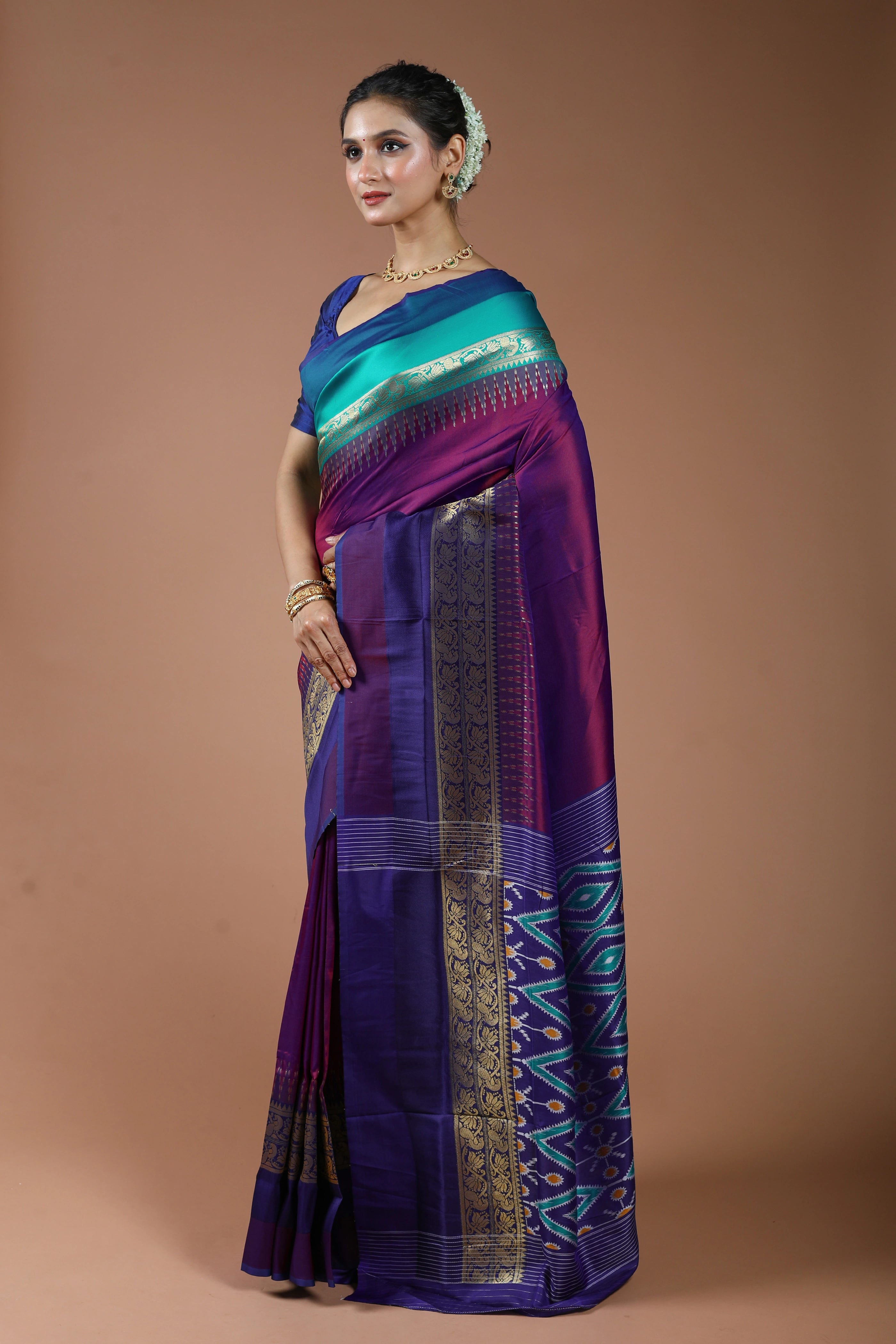 Purple Dual Tone Semi Pochampally Saree With Blouse Piece