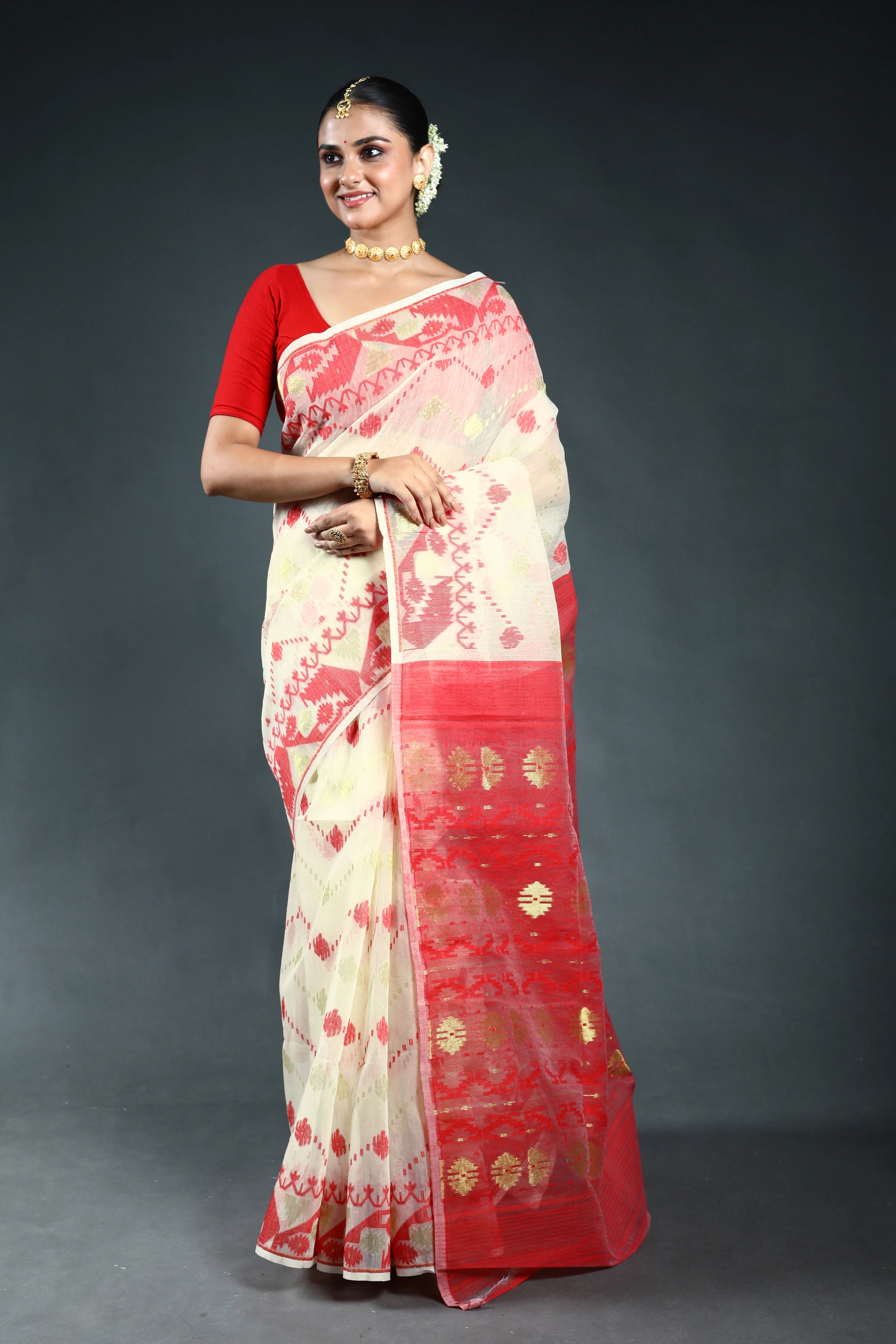 Offwhite Bengal Jamdani Saree with Blouse Piece