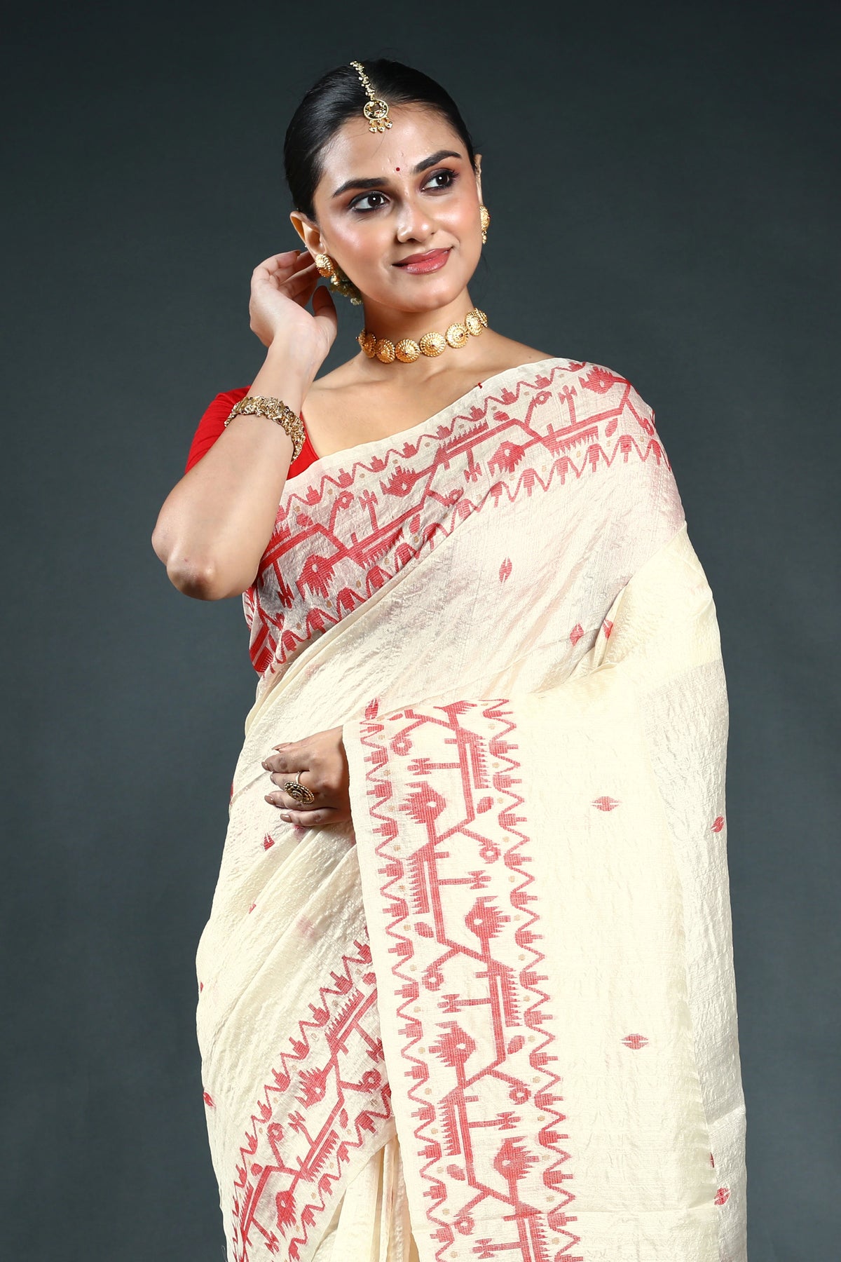 Red & Offwhite Tussar jamdani Saree with Blouse Piece