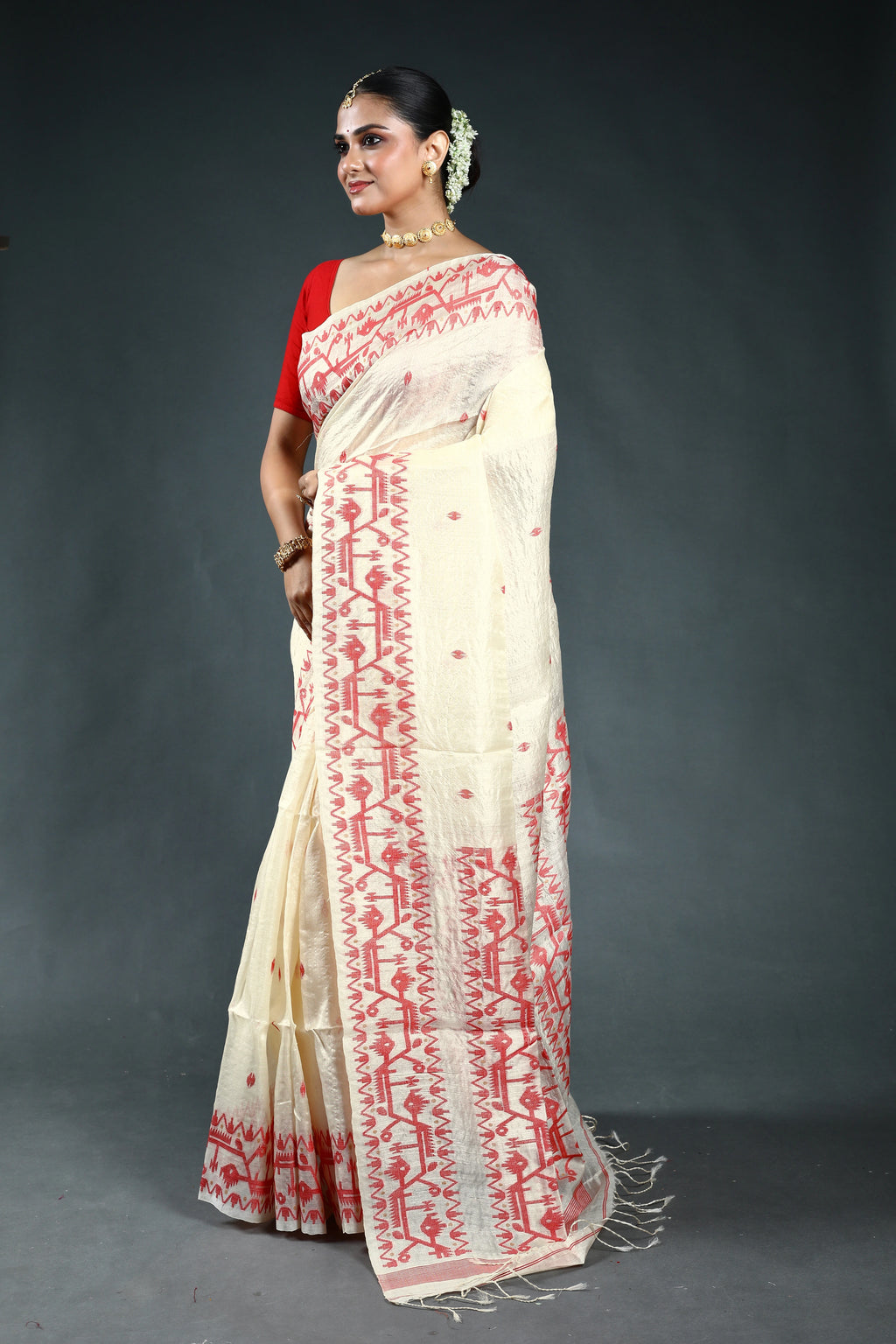 Red & Offwhite Tussar jamdani Saree with Blouse Piece
