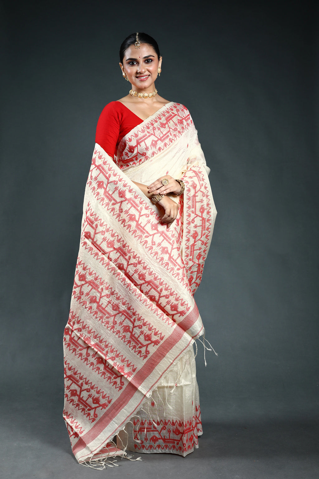 Red & Offwhite Tussar jamdani Saree with Blouse Piece
