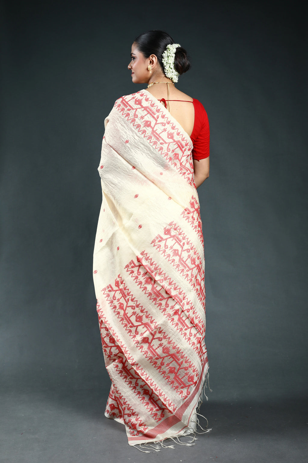 Red & Offwhite Tussar jamdani Saree with Blouse Piece