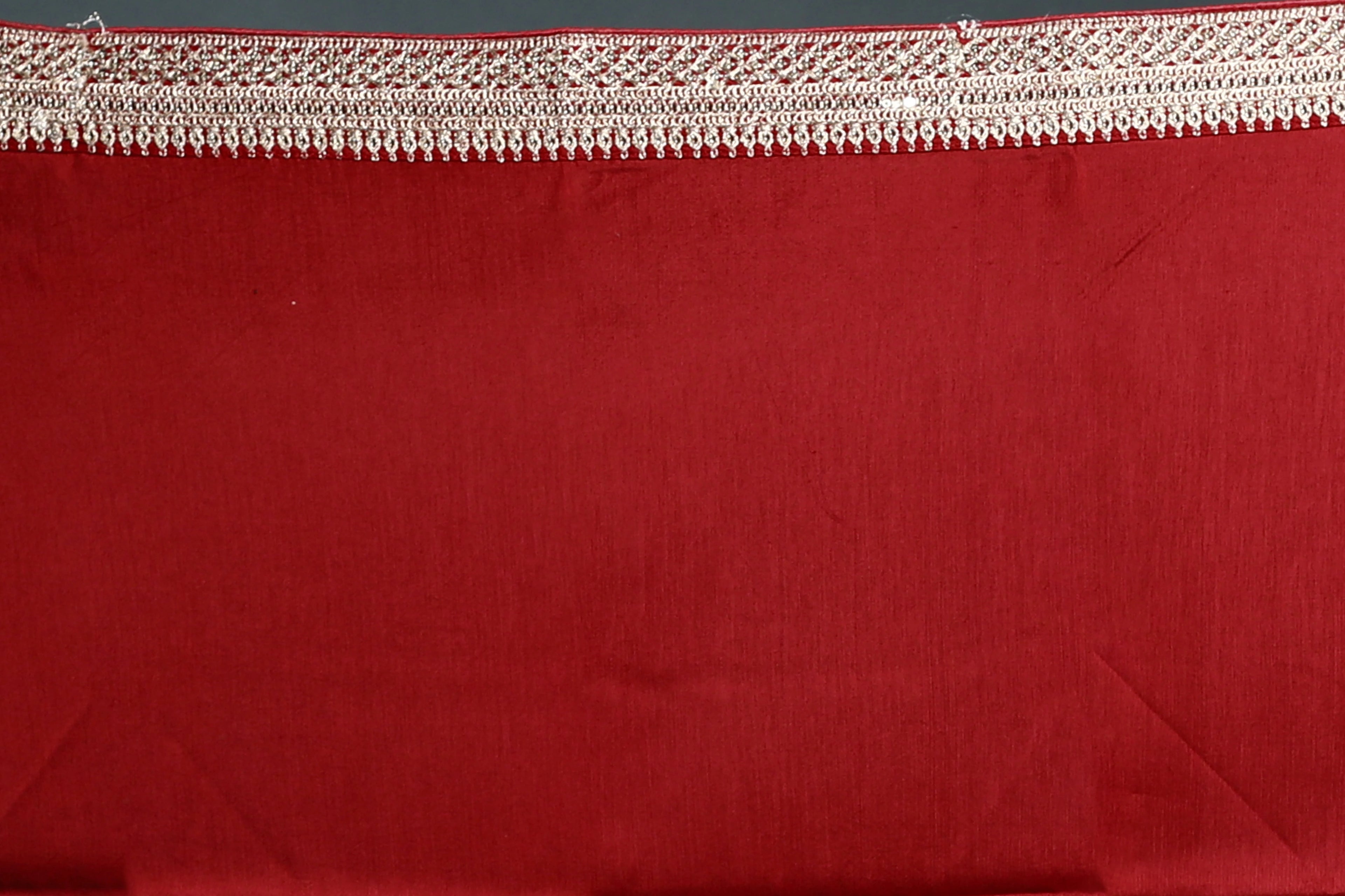 Offwhite Semi Georgette Saree with Blouse Piece