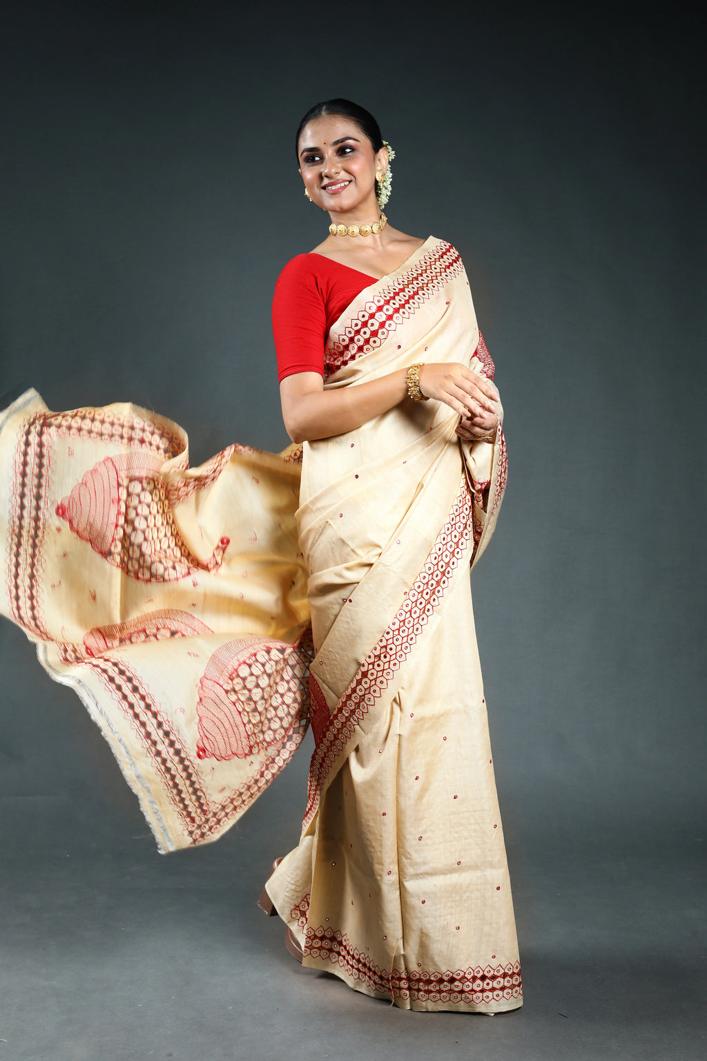 Beige Pure Tussar Cutwork Saree with Blouse Piece