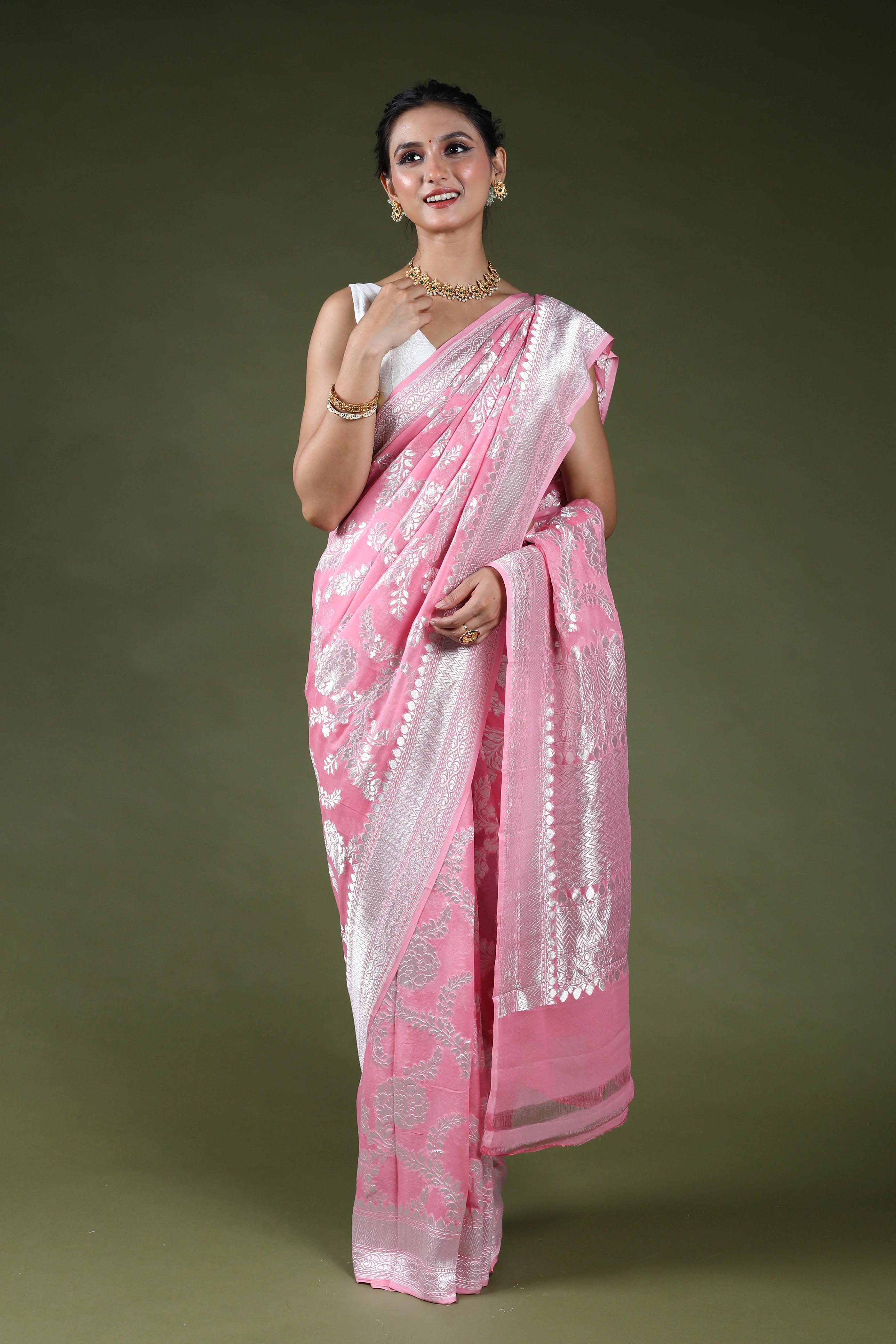 Baby Pink Pure Georgette Saree With Blouse Piece
