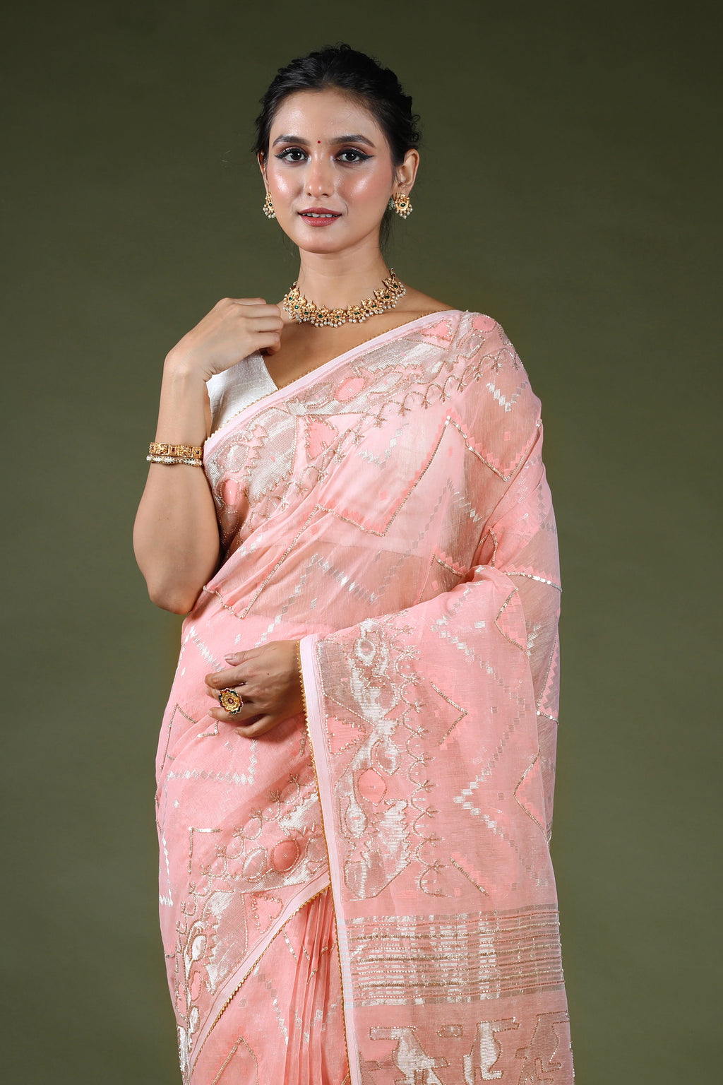 Light Peach Karchupi Jamdani Saree With Blouse Piece