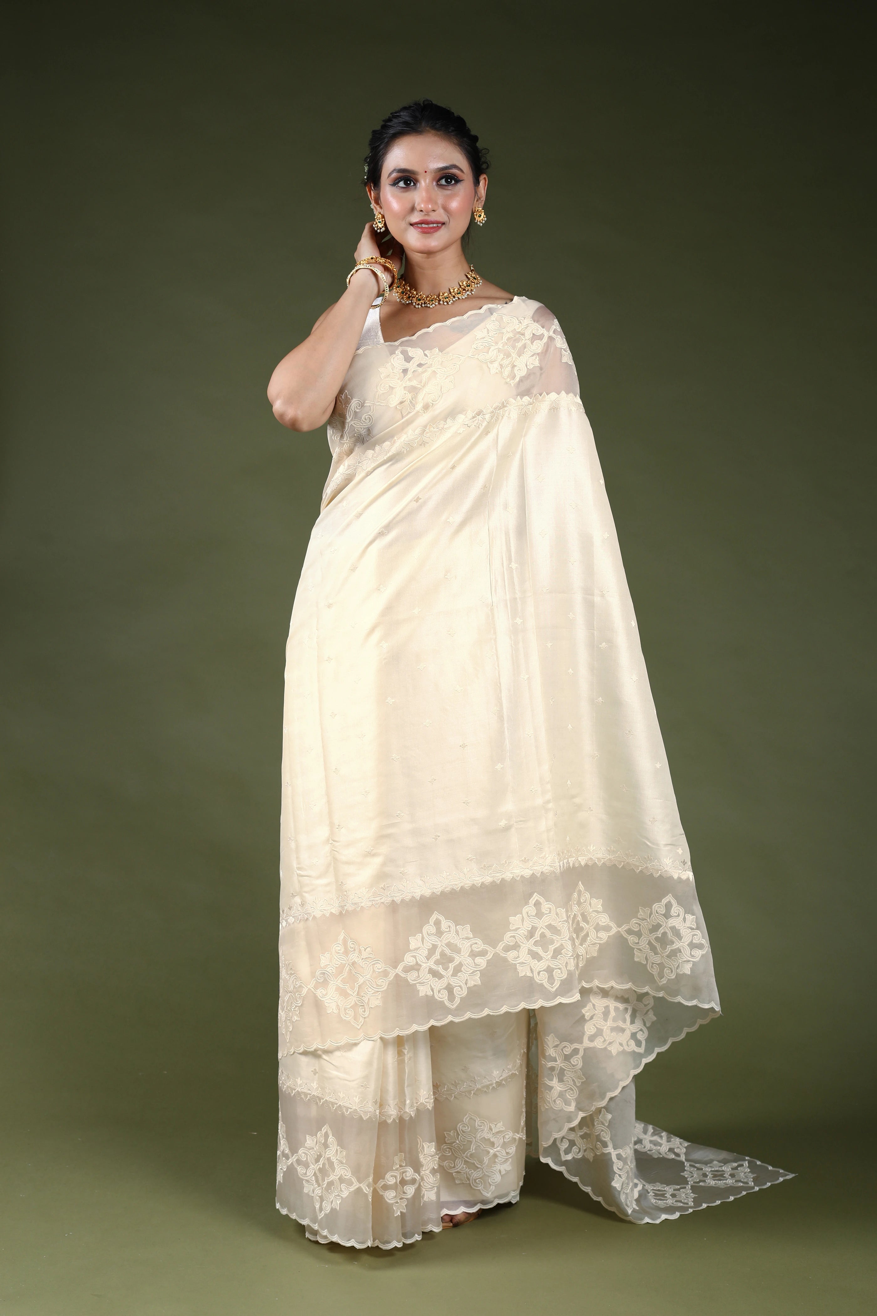 Offwhite Pure Tussar With Organza Applique Border Saree With Blouse Piece