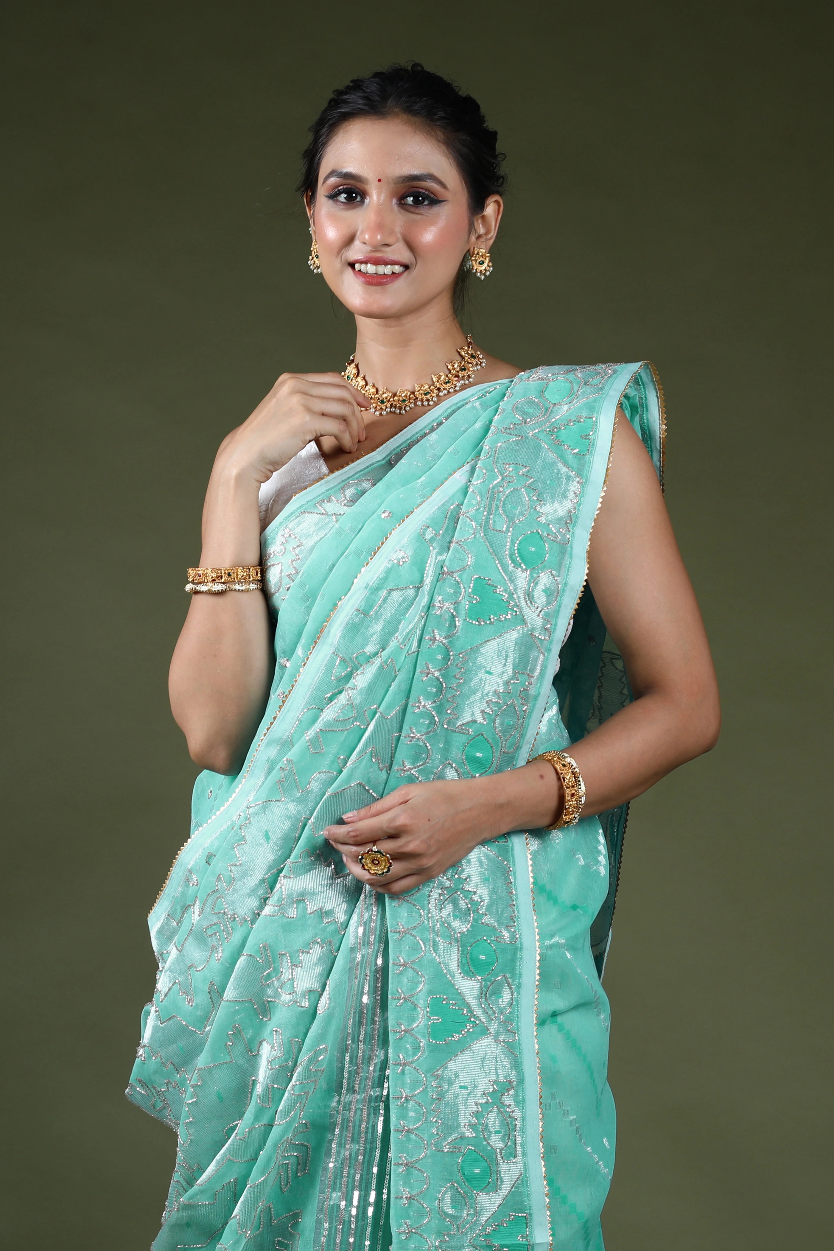 Ice Blue Karchupi Jamdani Saree With Blouse Piece