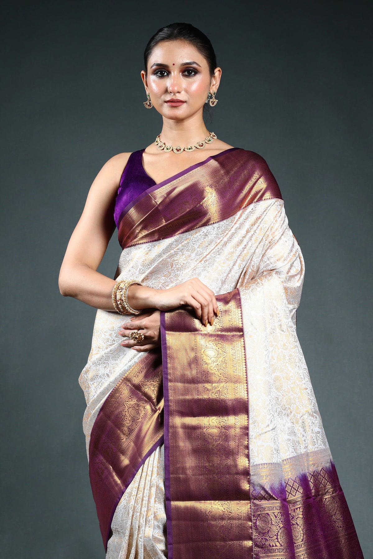 Kanjivaram Semi Saree - White with Brocade Zari Work (2)