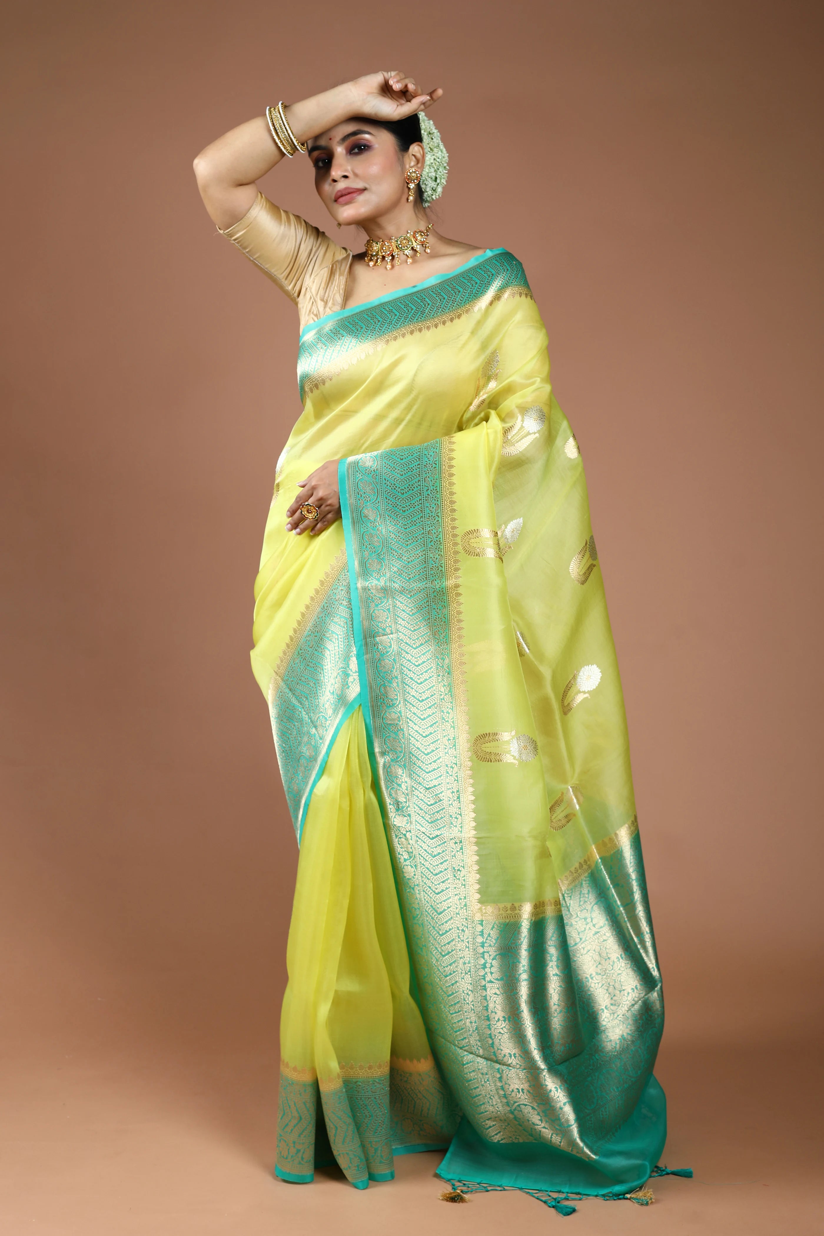 Lemon Green Pure Kora Banarasi Saree With Blouse Piece