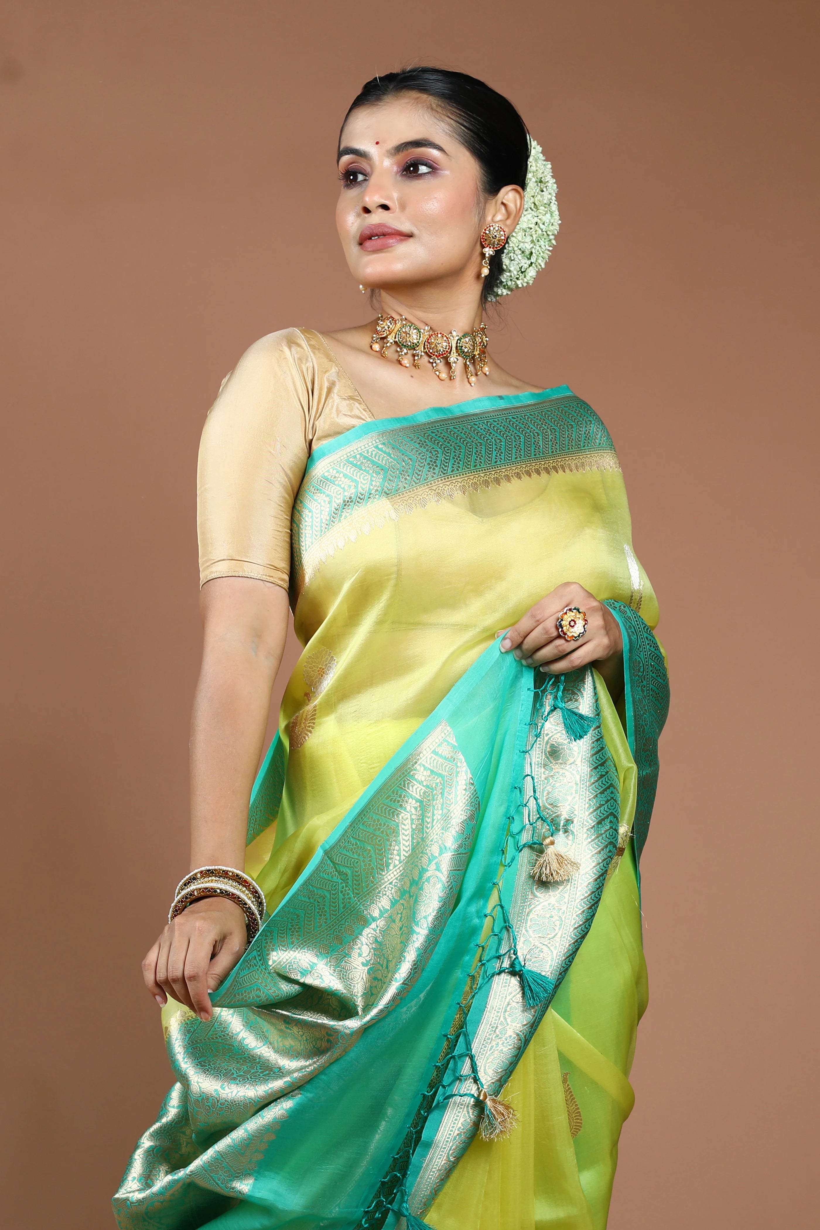 Lemon Green Pure Kora Banarasi Saree With Blouse Piece