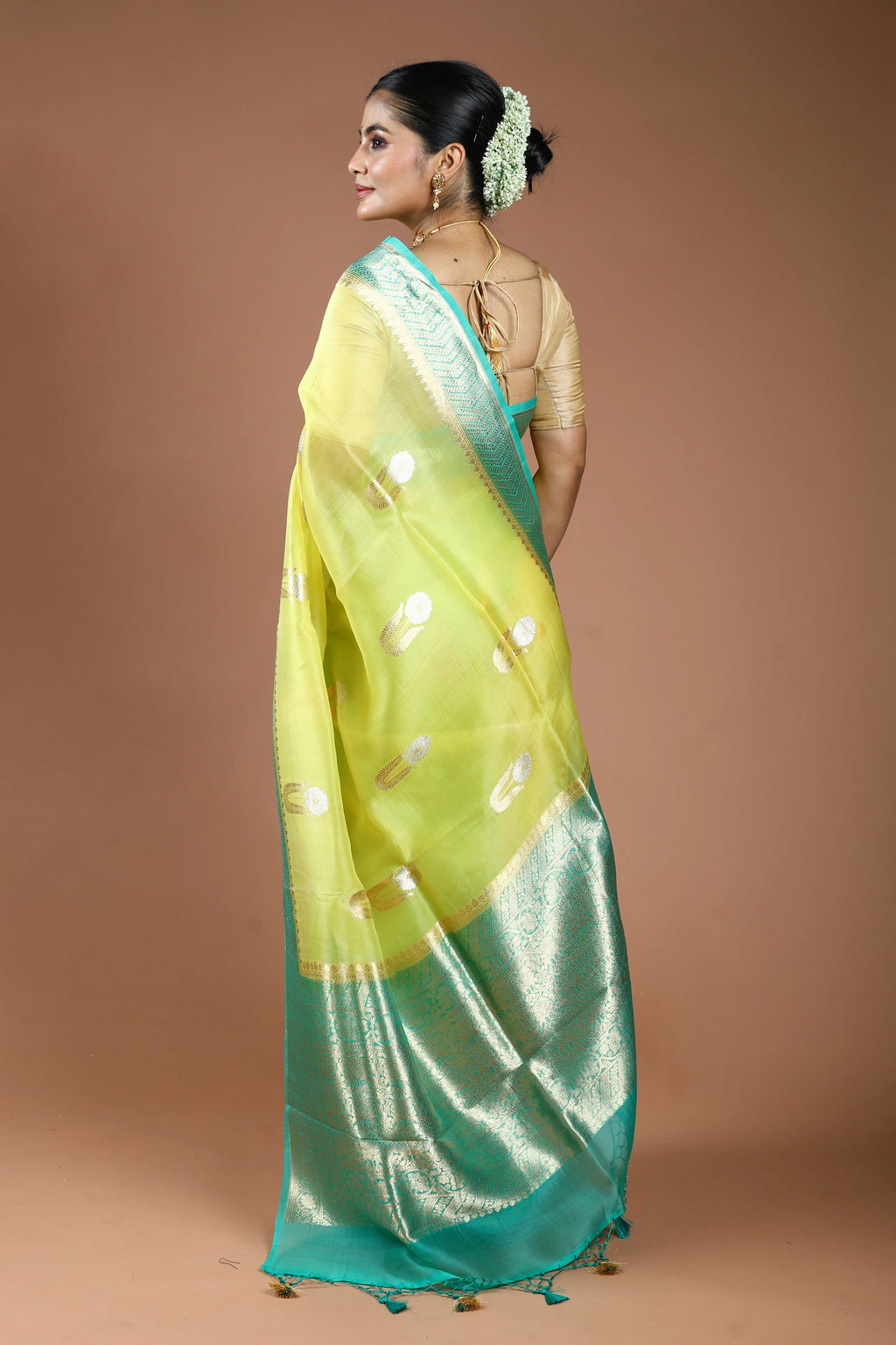 Lemon Green Pure Kora Banarasi Saree With Blouse Piece