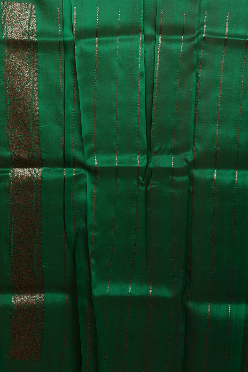 Red Pure Kora Banarasi Saree With Blouse Piece