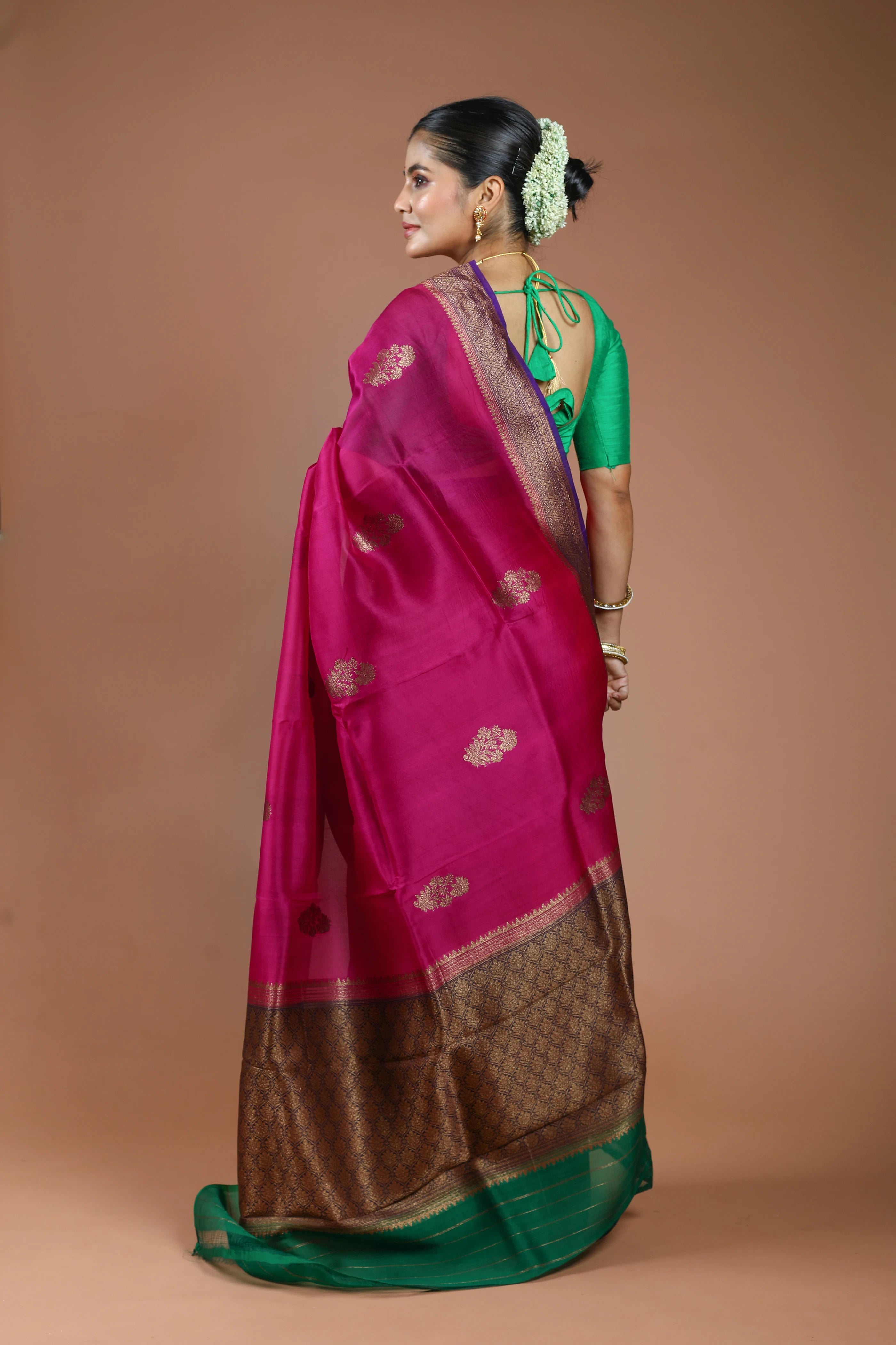 Magenda Pure Kora Banarasi Saree With Blouse Piece