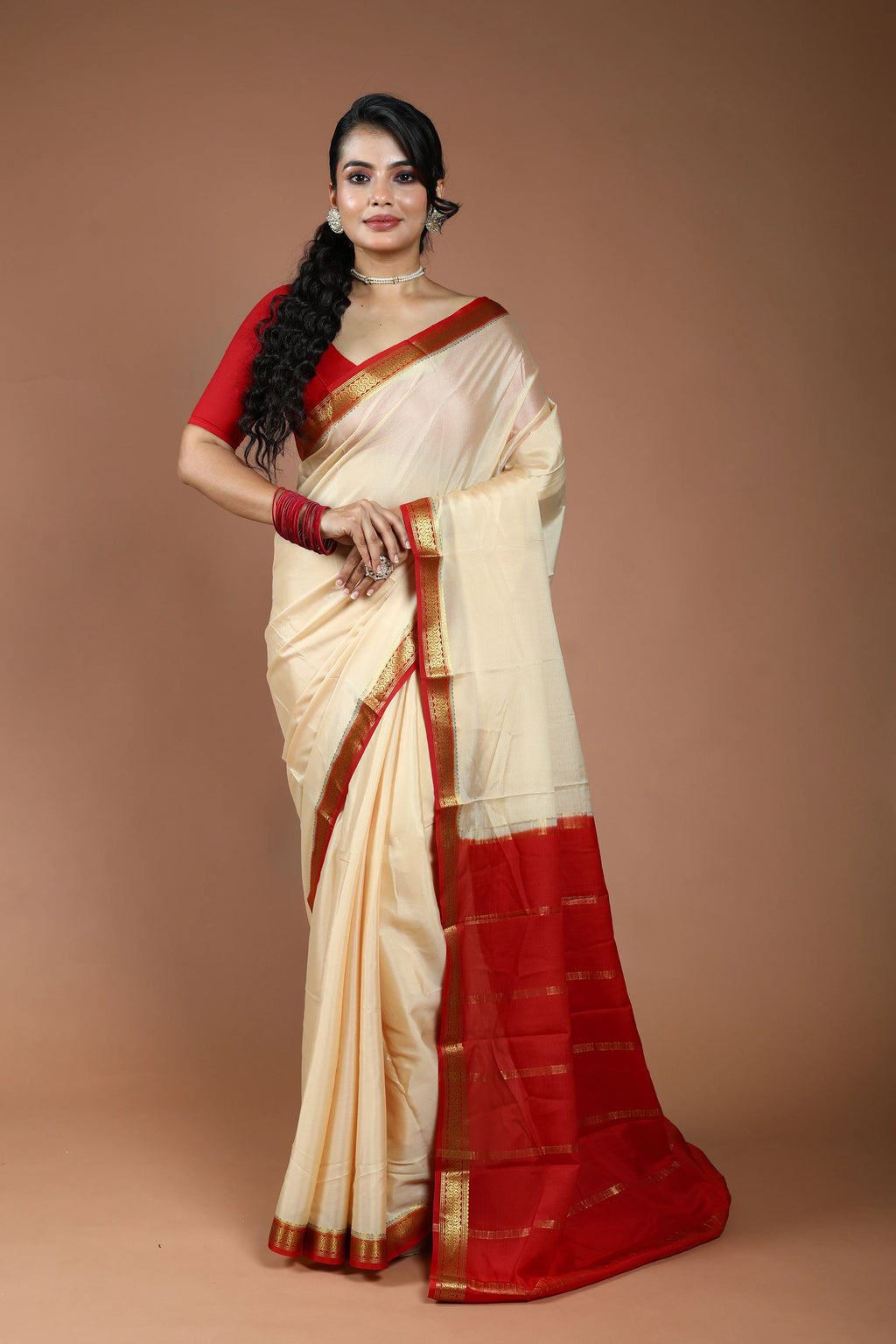 Offwhite Pure Mysore Silk Saree With Blouse Piece