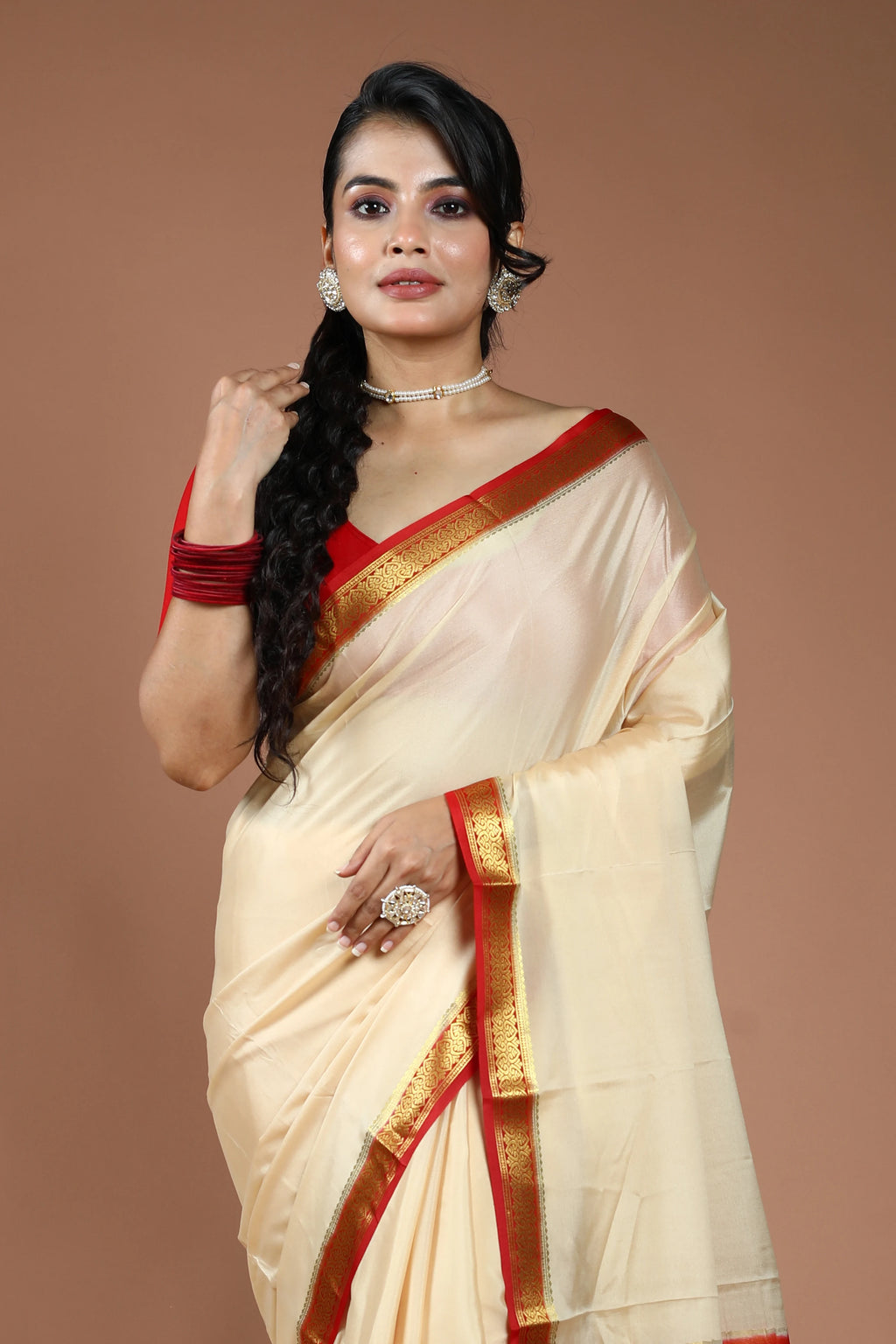 Offwhite Pure Mysore Silk Saree With Blouse Piece