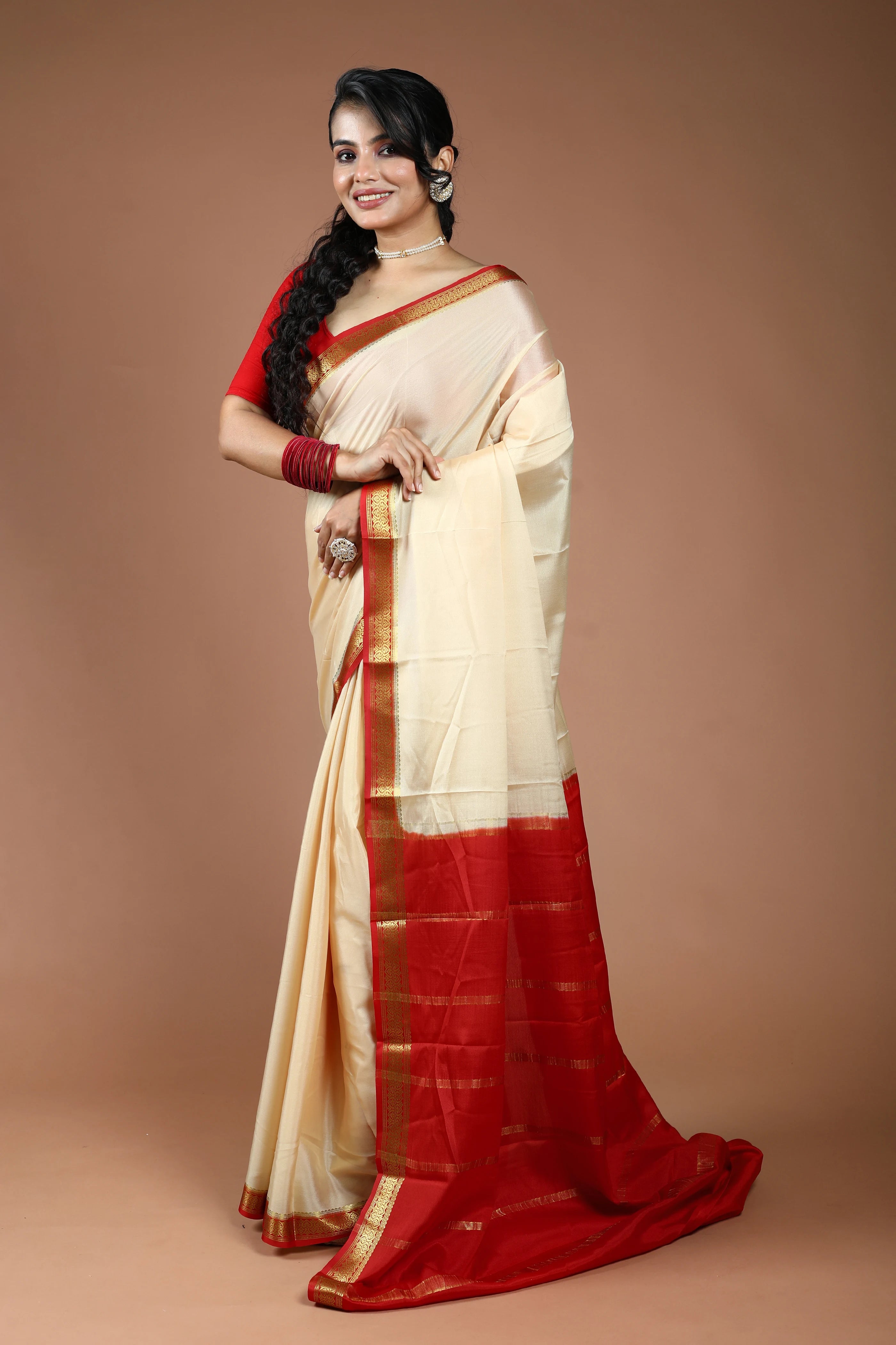 Offwhite Pure Mysore Silk Saree With Blouse Piece
