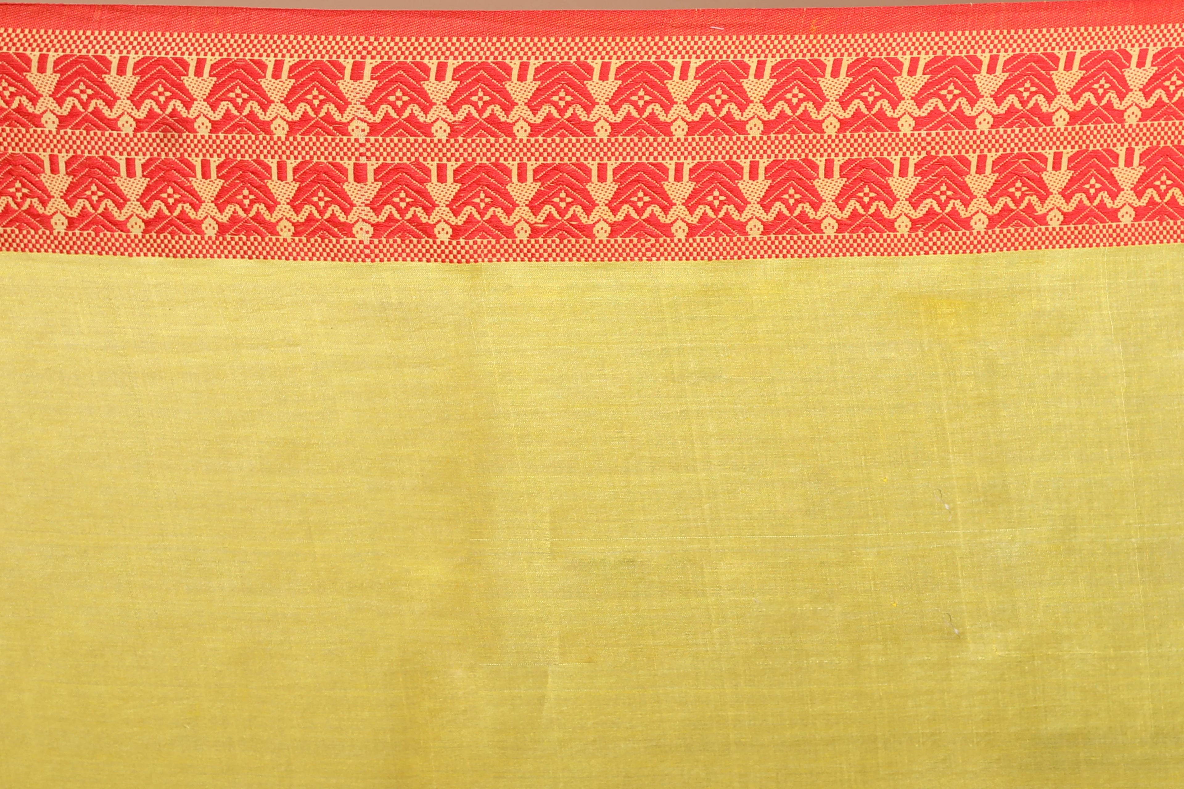 Yellow Bengal Tussar Saree With Blouse Piece