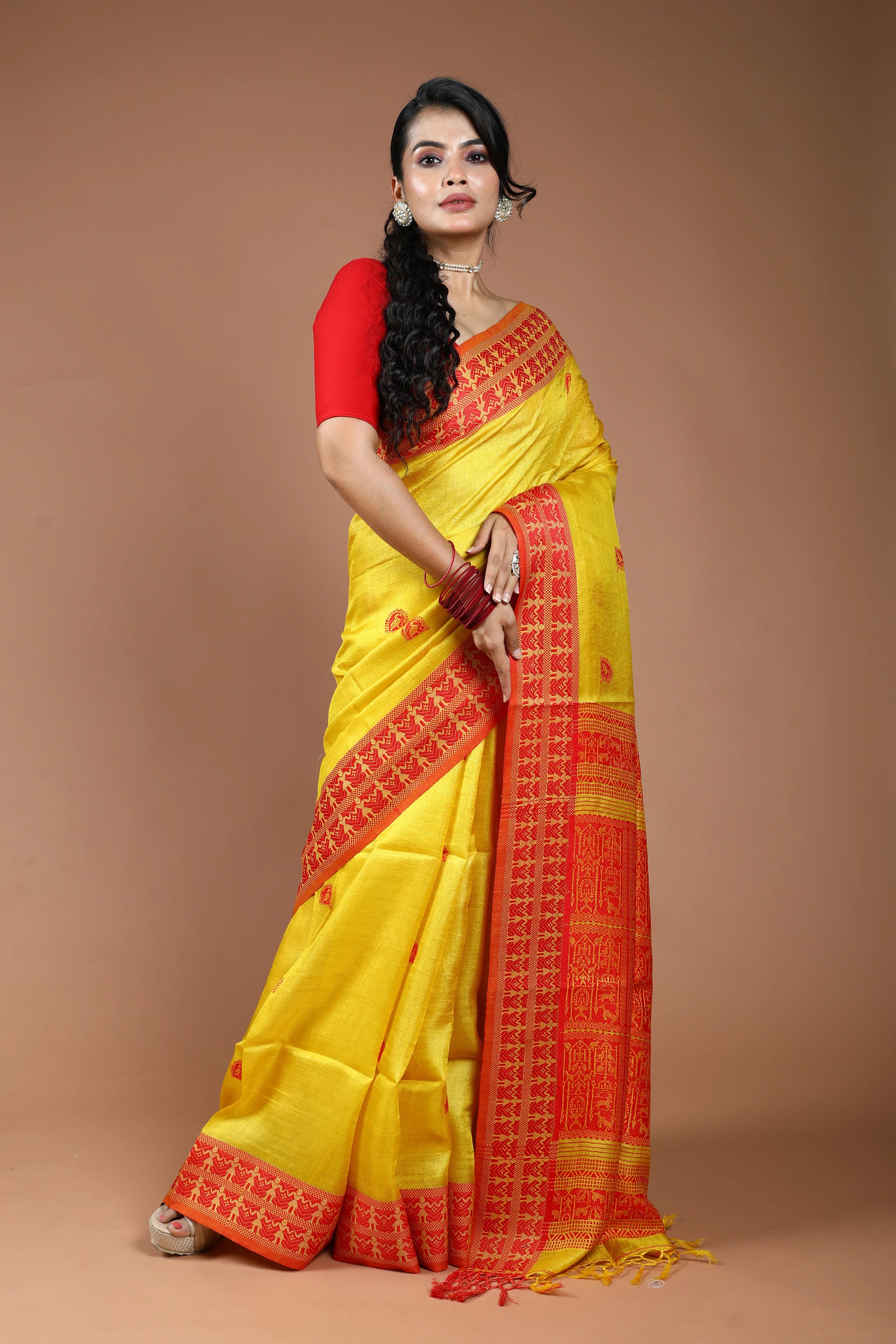 Yellow Bengal Tussar Saree With Blouse Piece