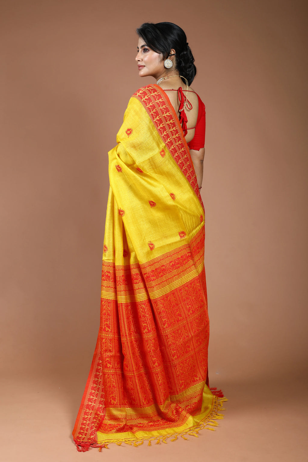 Yellow Bengal Tussar Saree With Blouse Piece