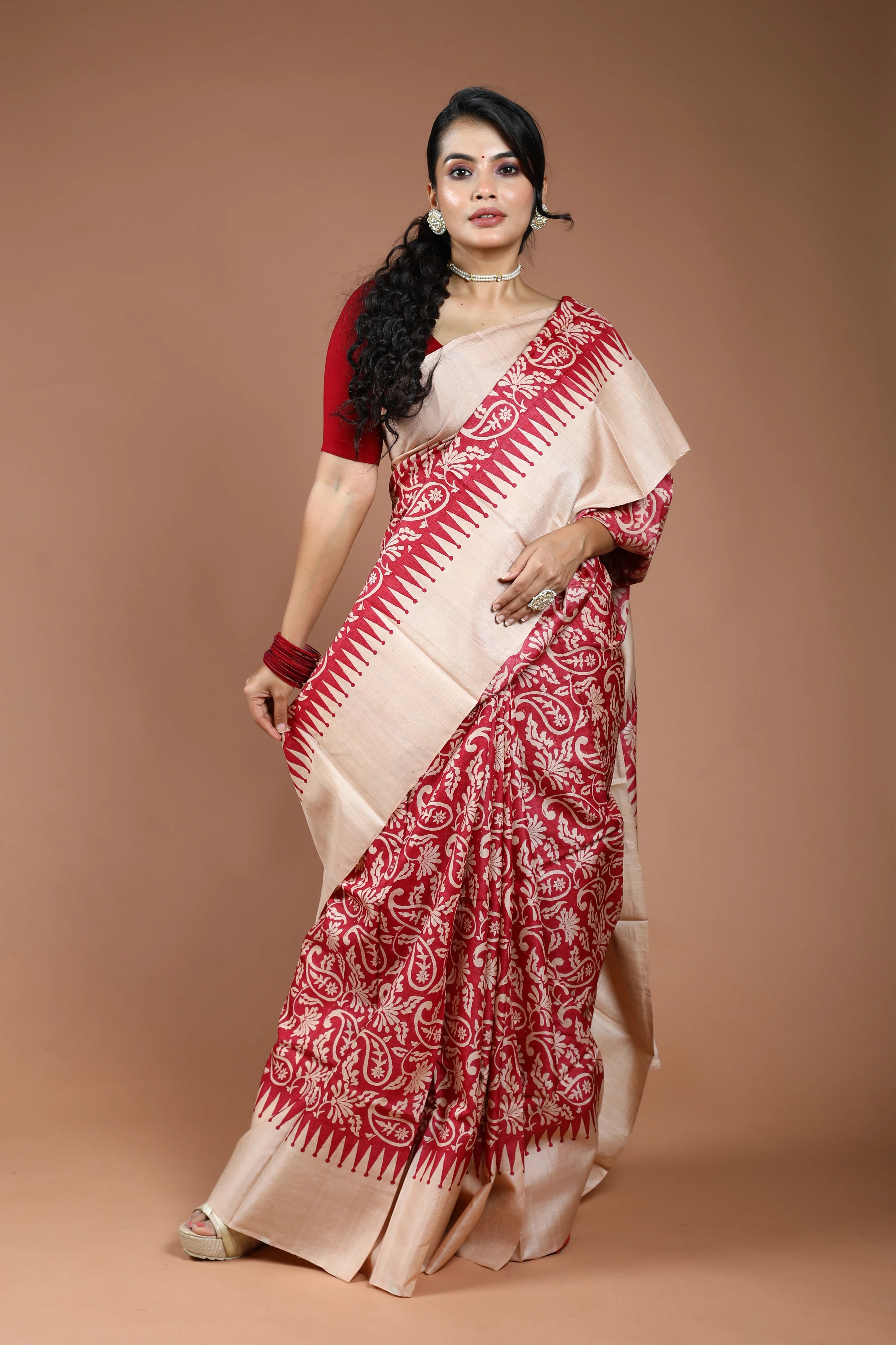 Red & Off White Pure Tussar Block Print Saree With Blouse Piece