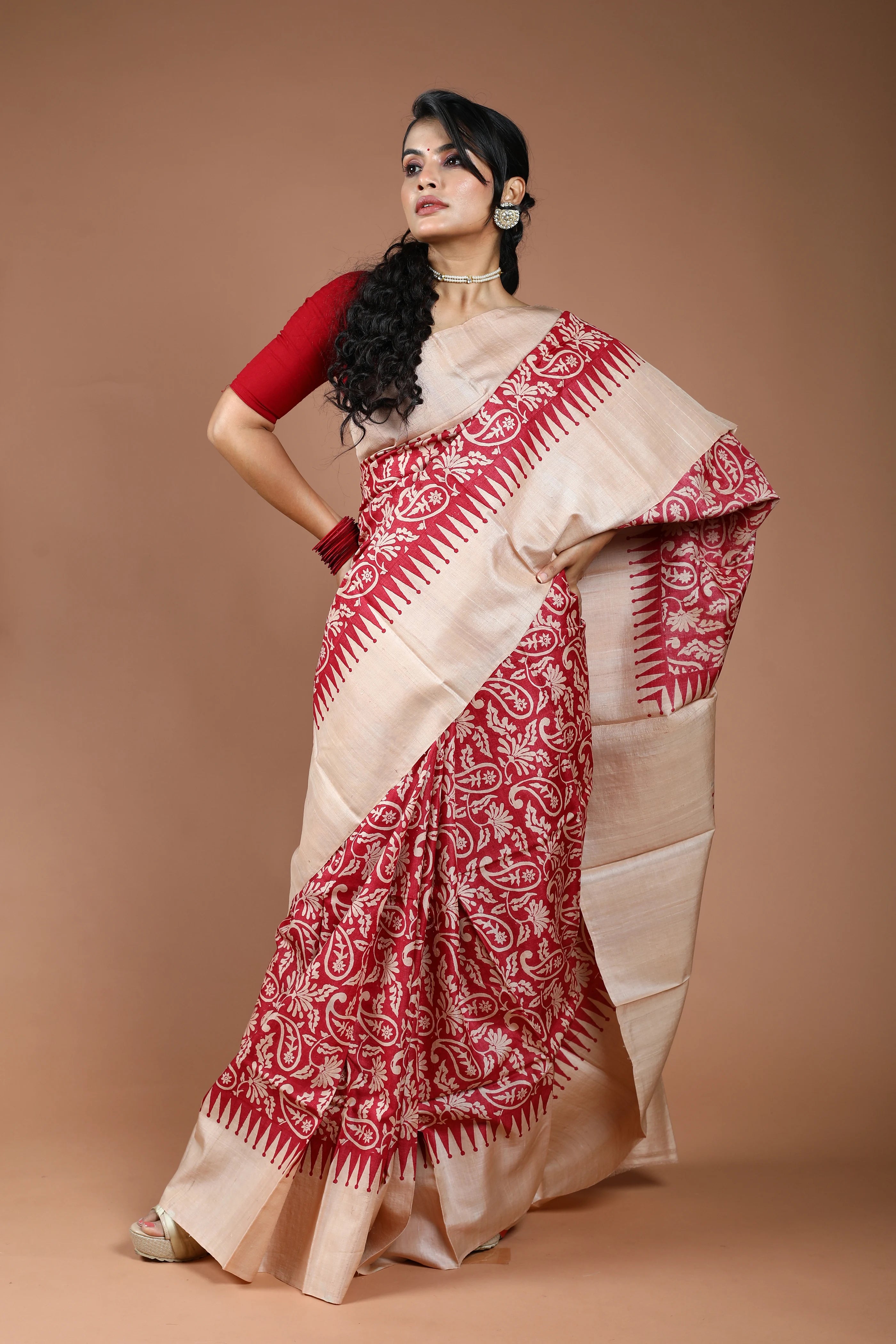 Red & Off White Pure Tussar Block Print Saree With Blouse Piece