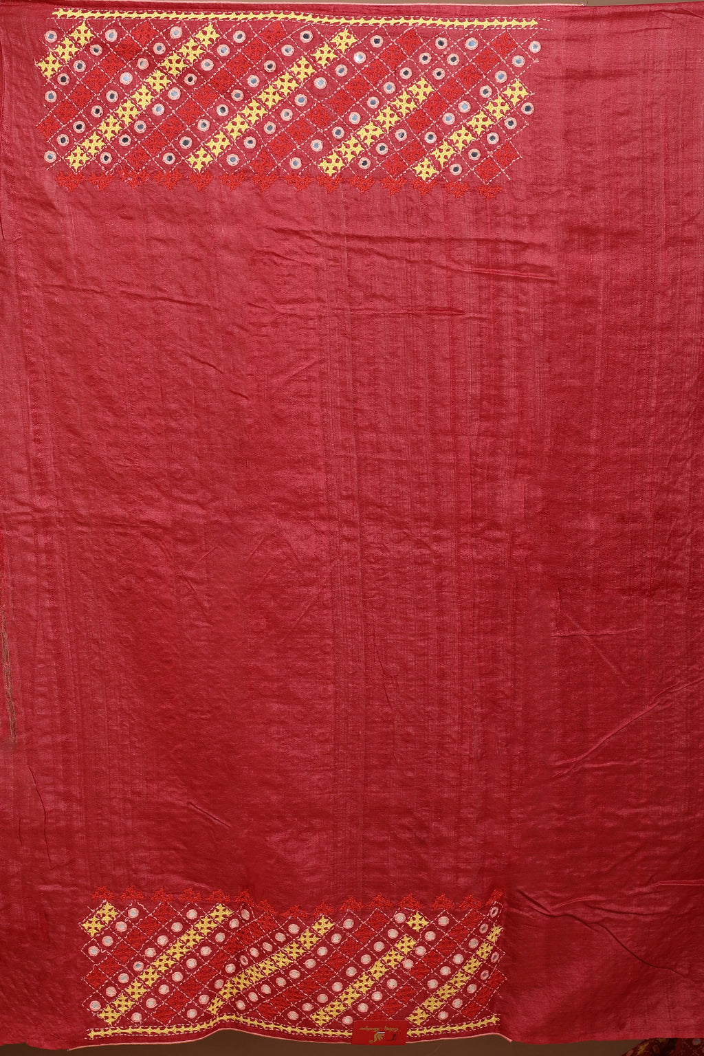 Red Tussar Hand Gujarati Saree With Blouse Piece