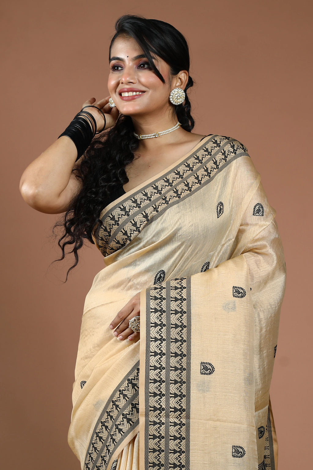 Beige Bengal Tussar Saree With Blouse Piece