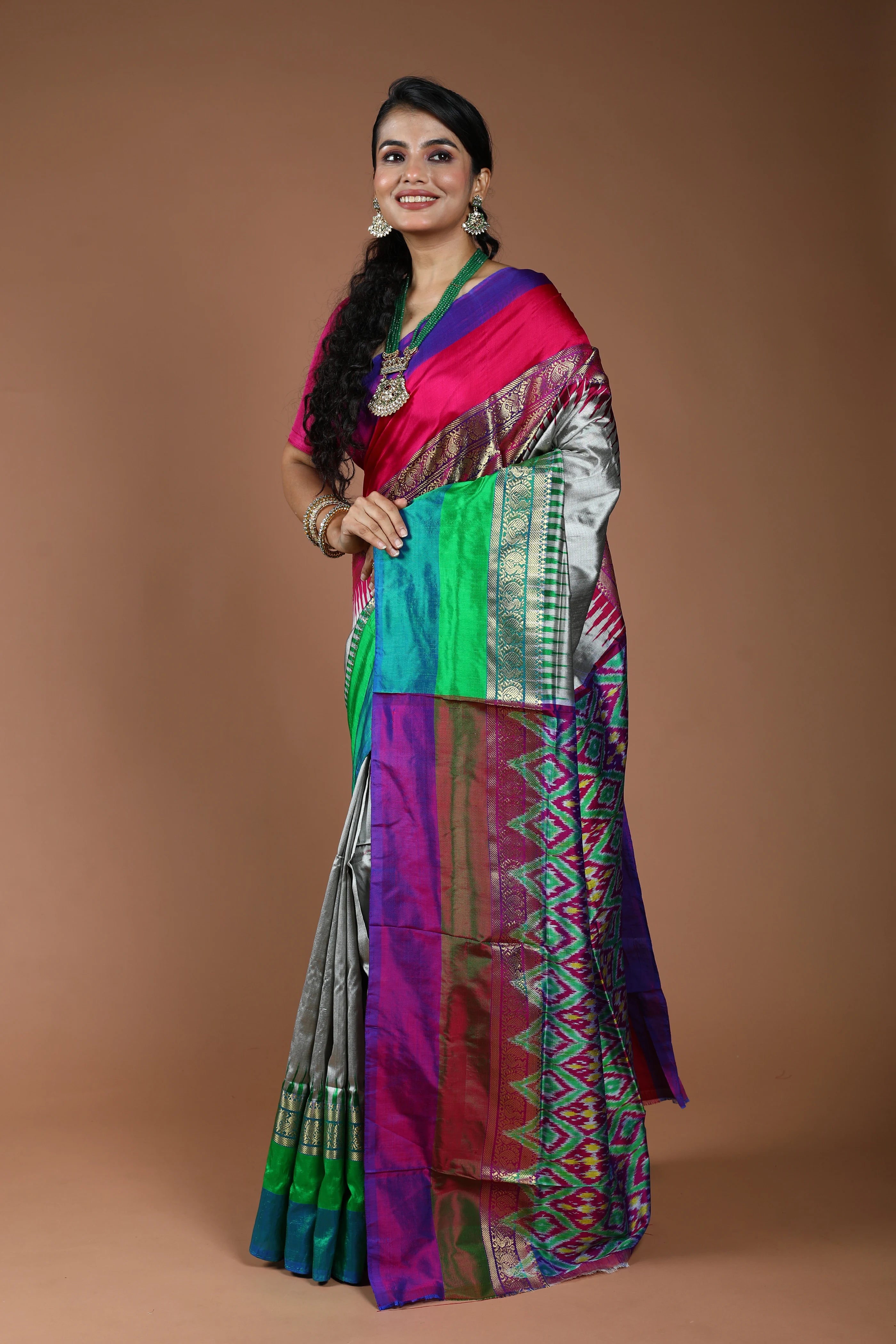 Grey Pure Pochampally Silk Saree With Blouse Piece