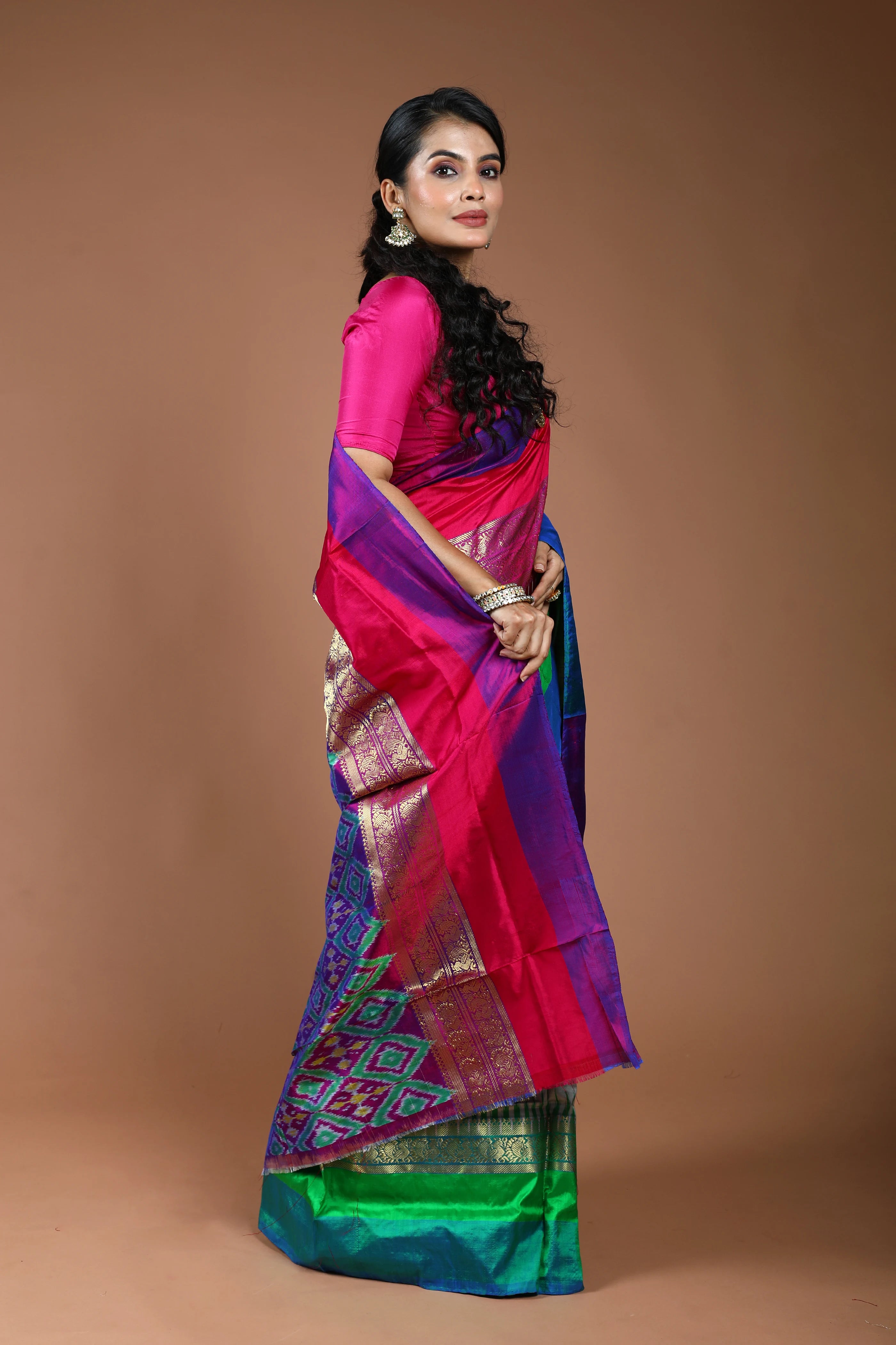 Grey Pure Pochampally Silk Saree With Blouse Piece