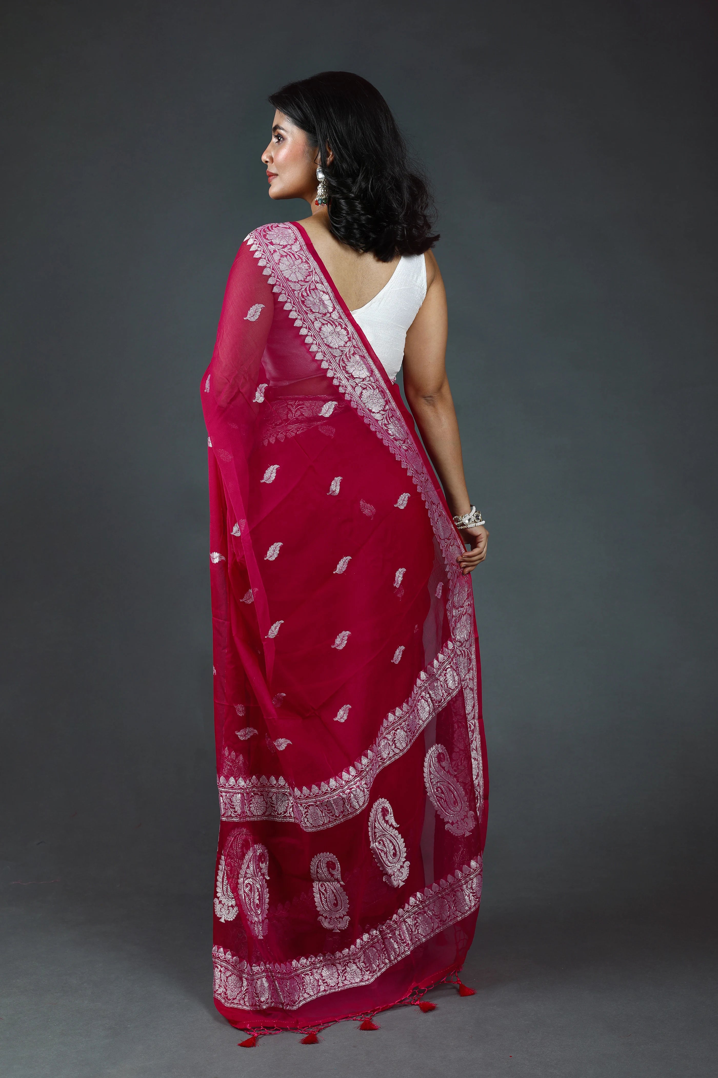 Magenda Shaded Chiffon Banarasi Saree With Blouse Piece