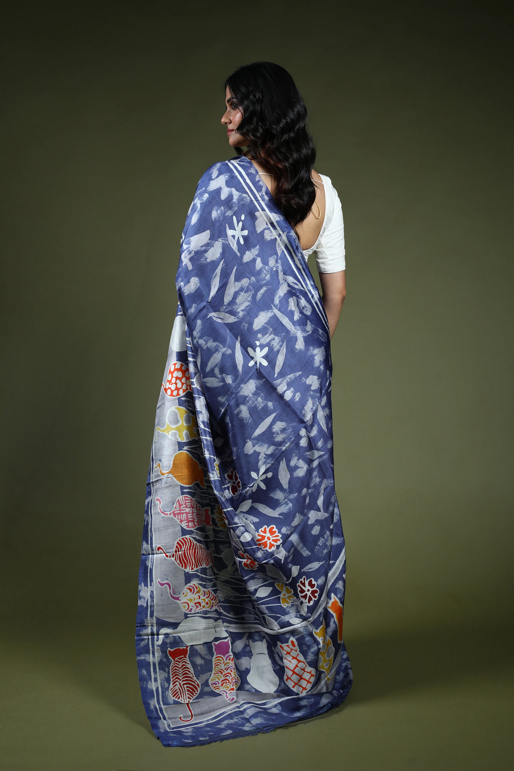 Indigo Blue Bishnupuri Batik Silk Saree With Blouse Piece