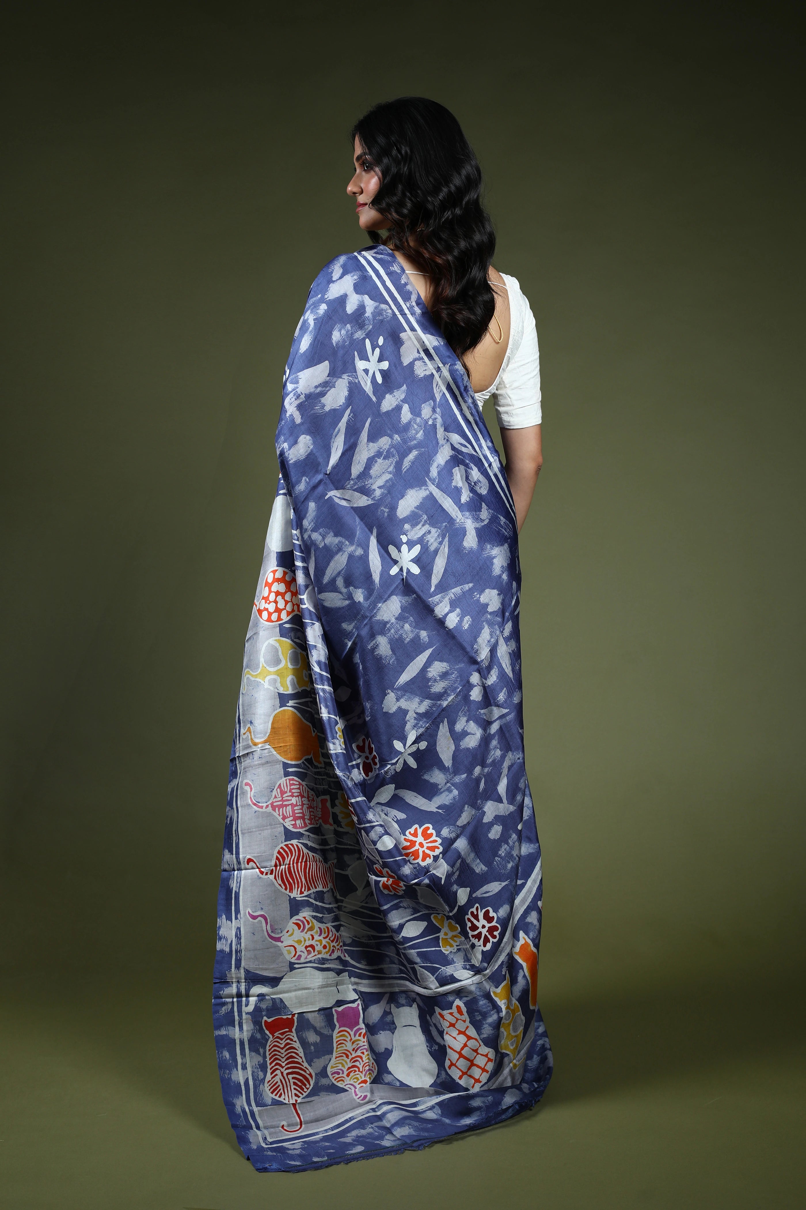 Indigo Blue Bishnupuri Batik Silk Saree With Blouse Piece