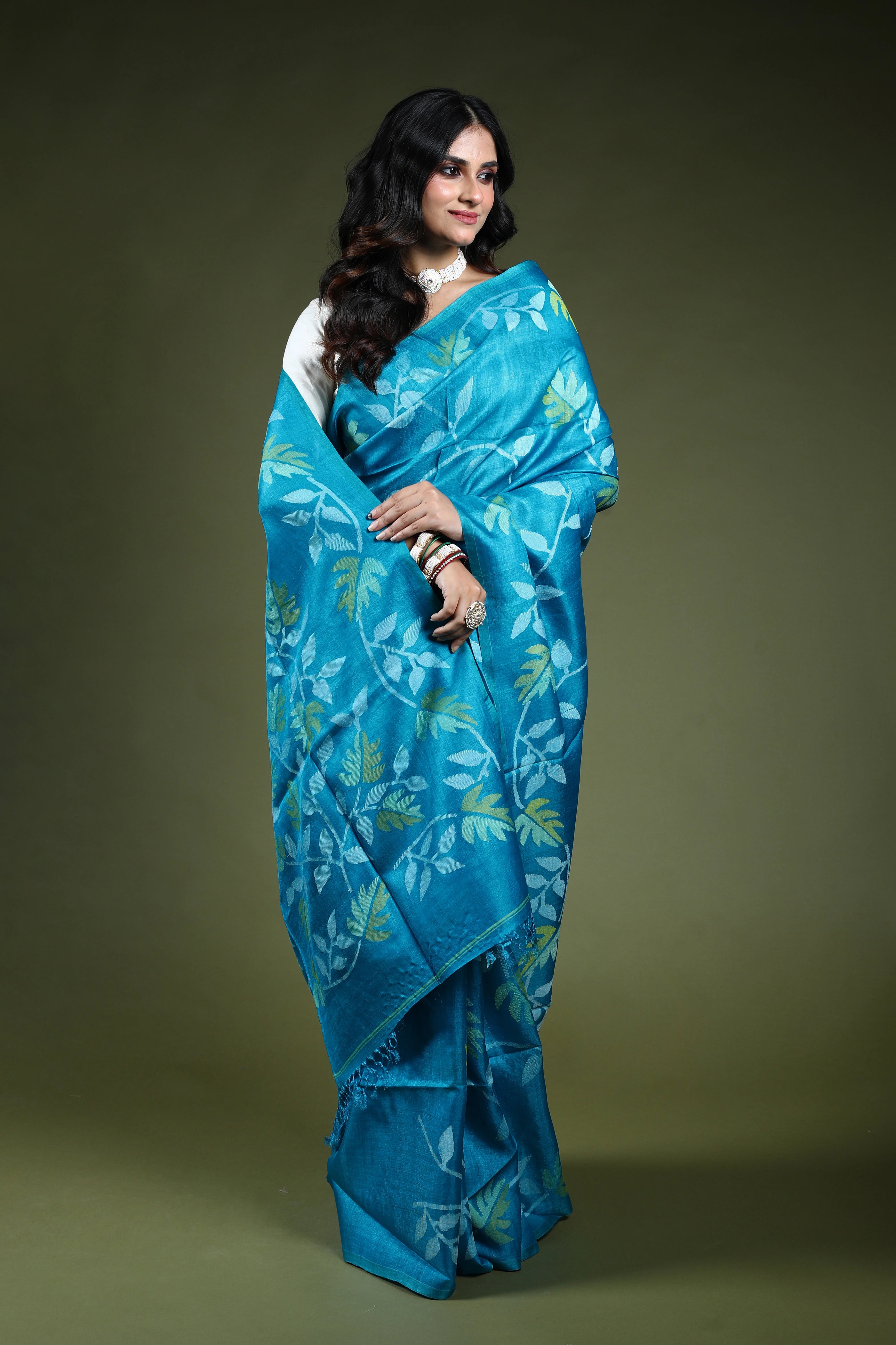 Firoza Tussar Jamdani Saree With Blouse Piece