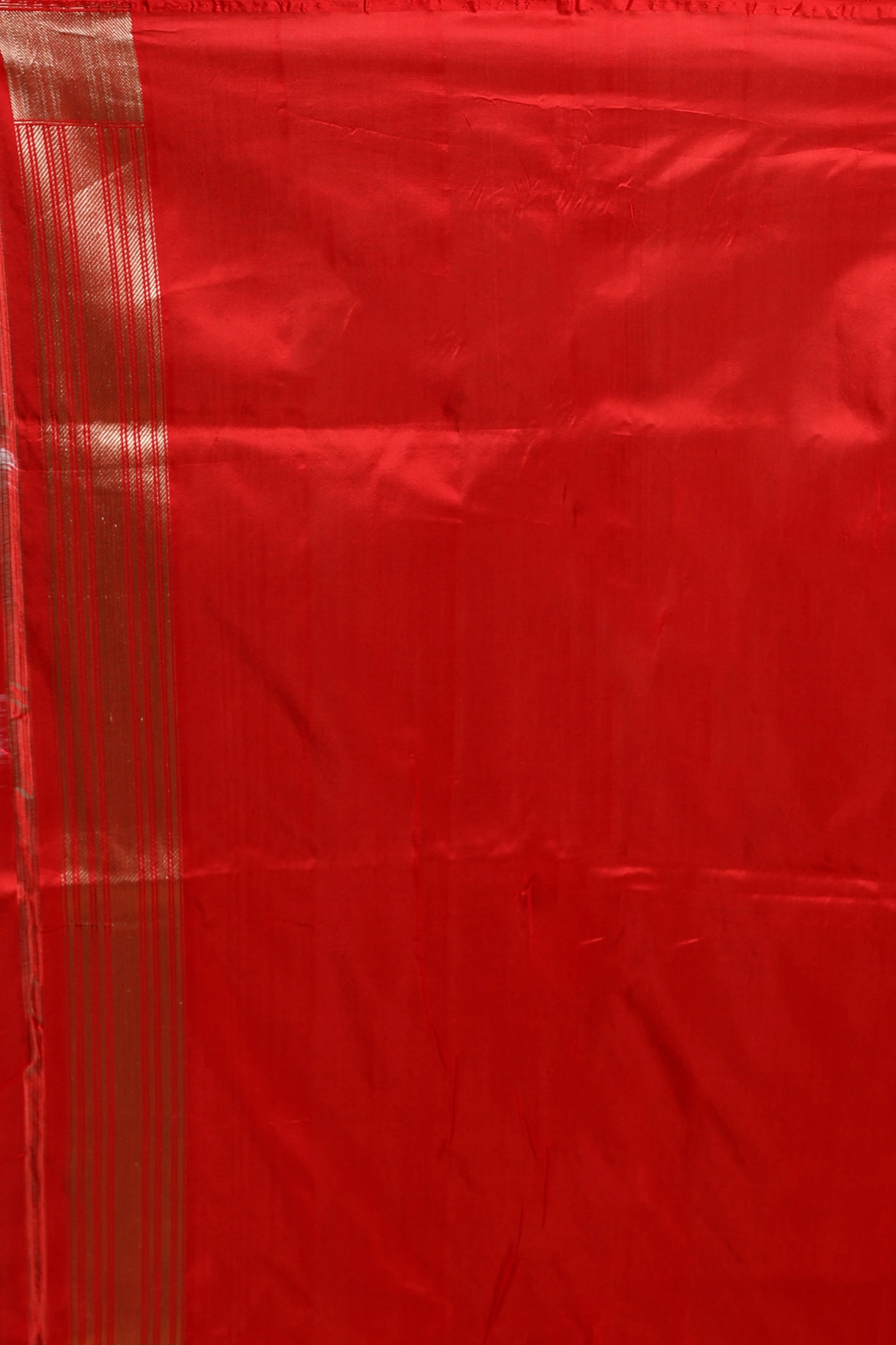 Tomato Red Pure Ghat Katan Silk Saree With Blouse Piece