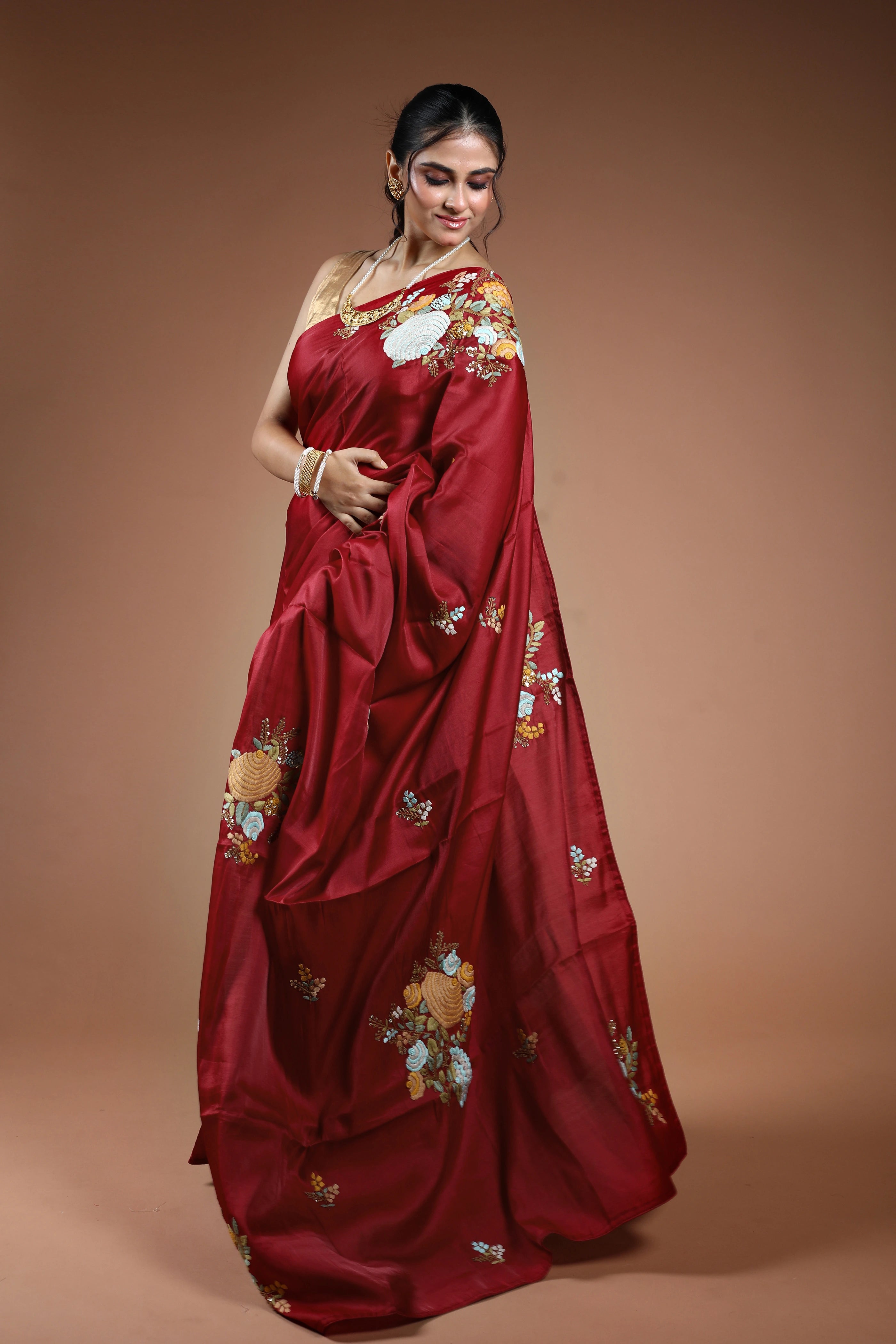 Dark Red Dola Silk Boolean Saree With Blouse Piece