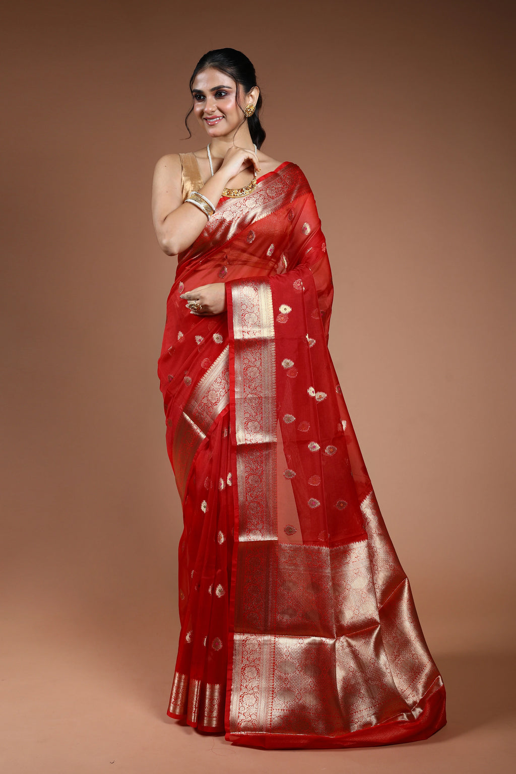 Red Semi Kora Banarasi Saree With Blouse Piece