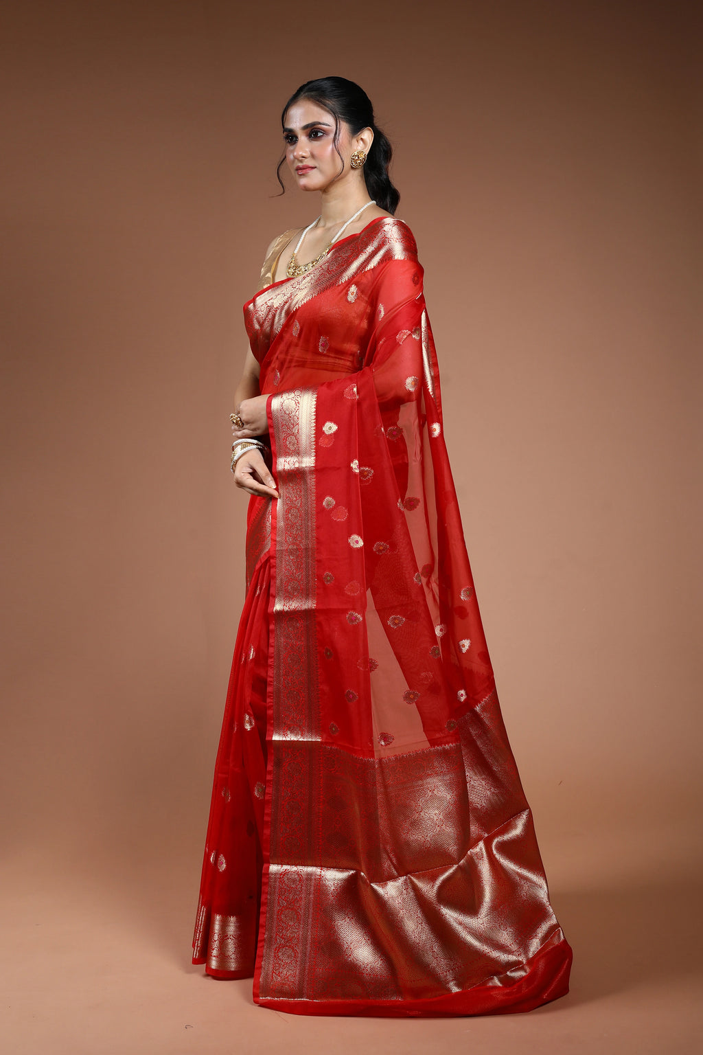Red Semi Kora Banarasi Saree With Blouse Piece