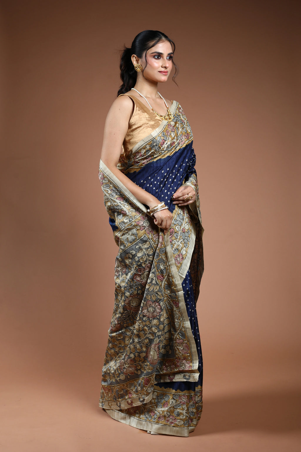 Navy Blue Semi Tussar Saree With Blouse Piece