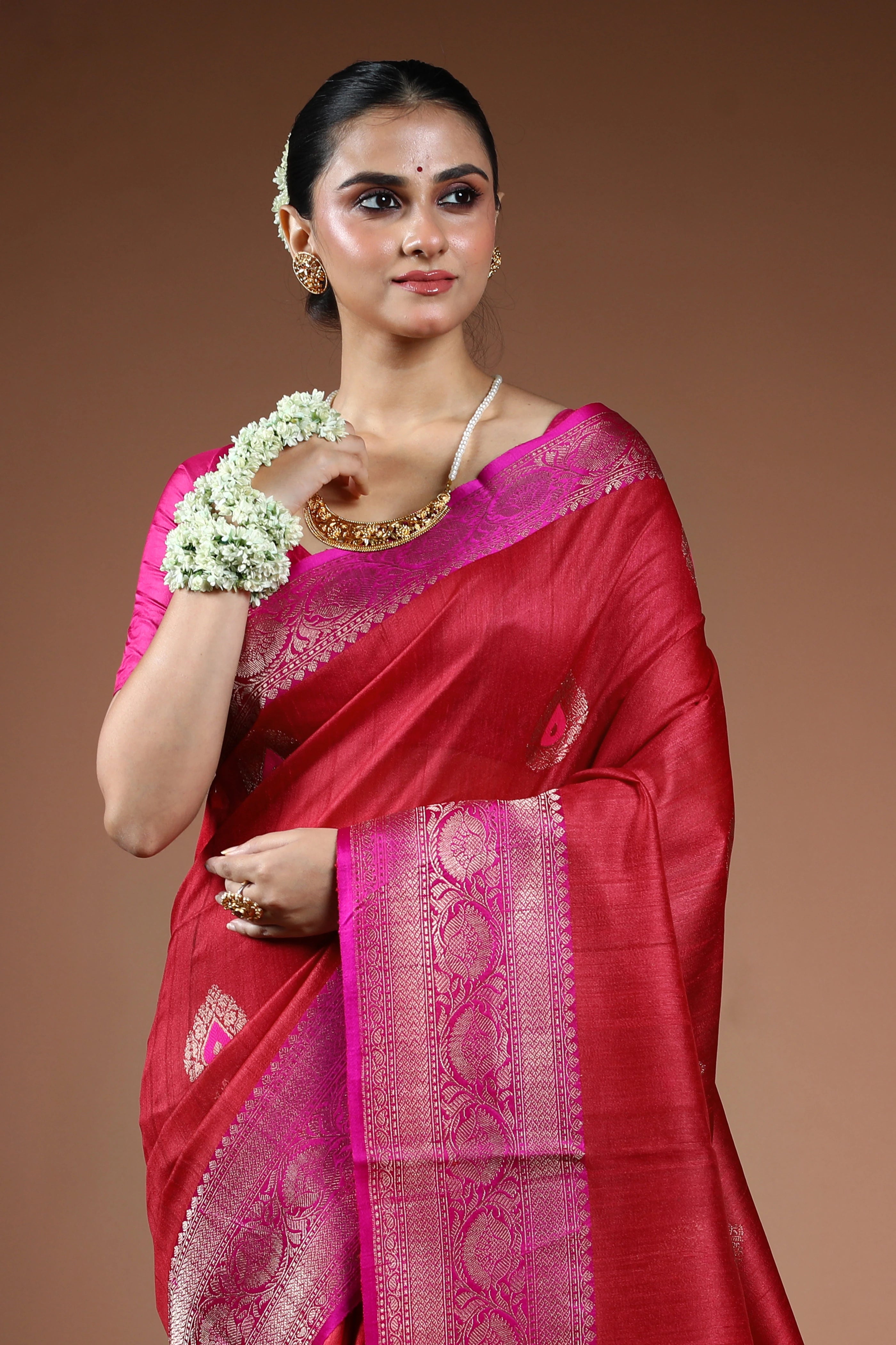 Cherry Red Tussar Banarasi Saree With Blouse Piece