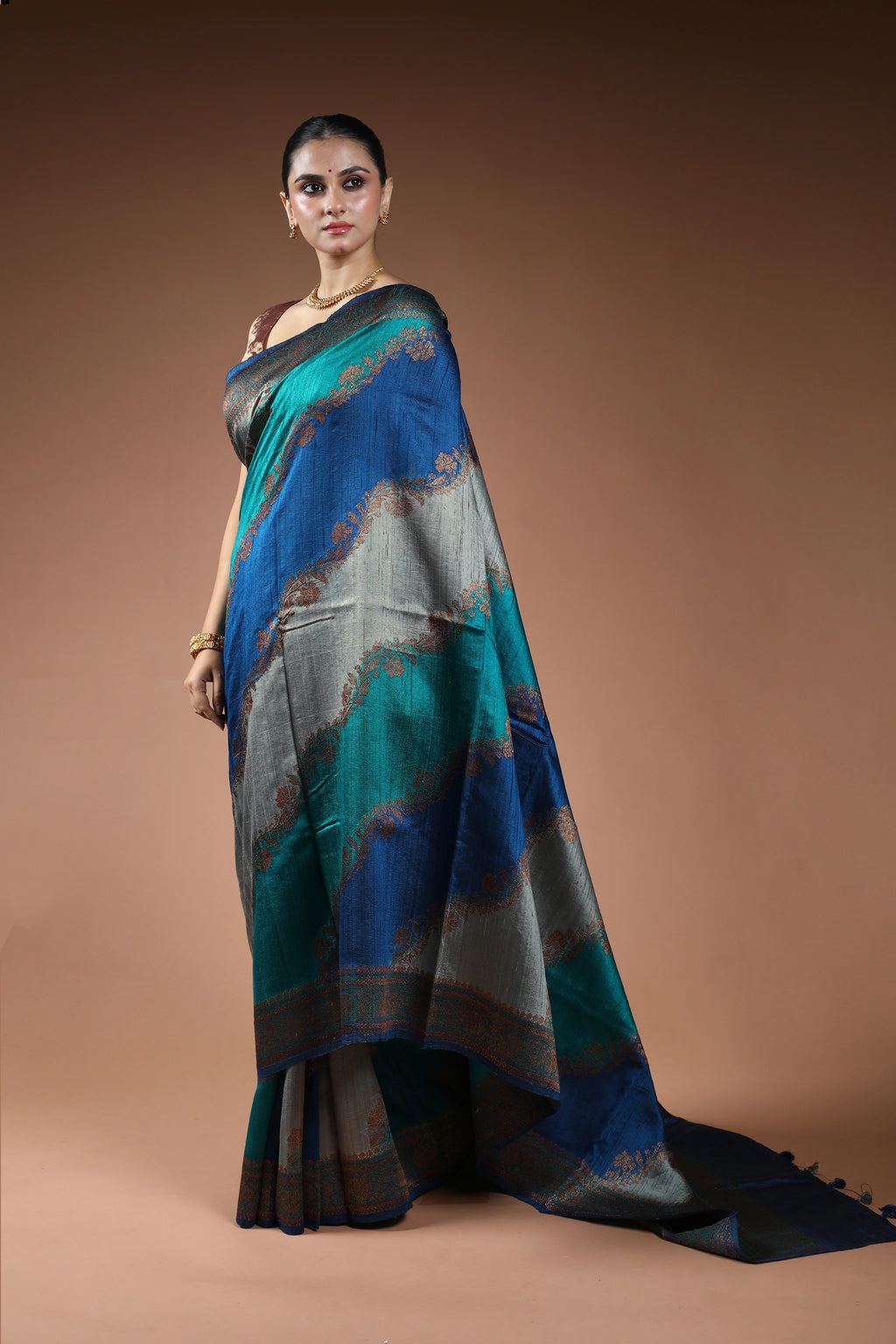 Blue Rangkat Raw Silk Banarasi Saree With Blouse Piece