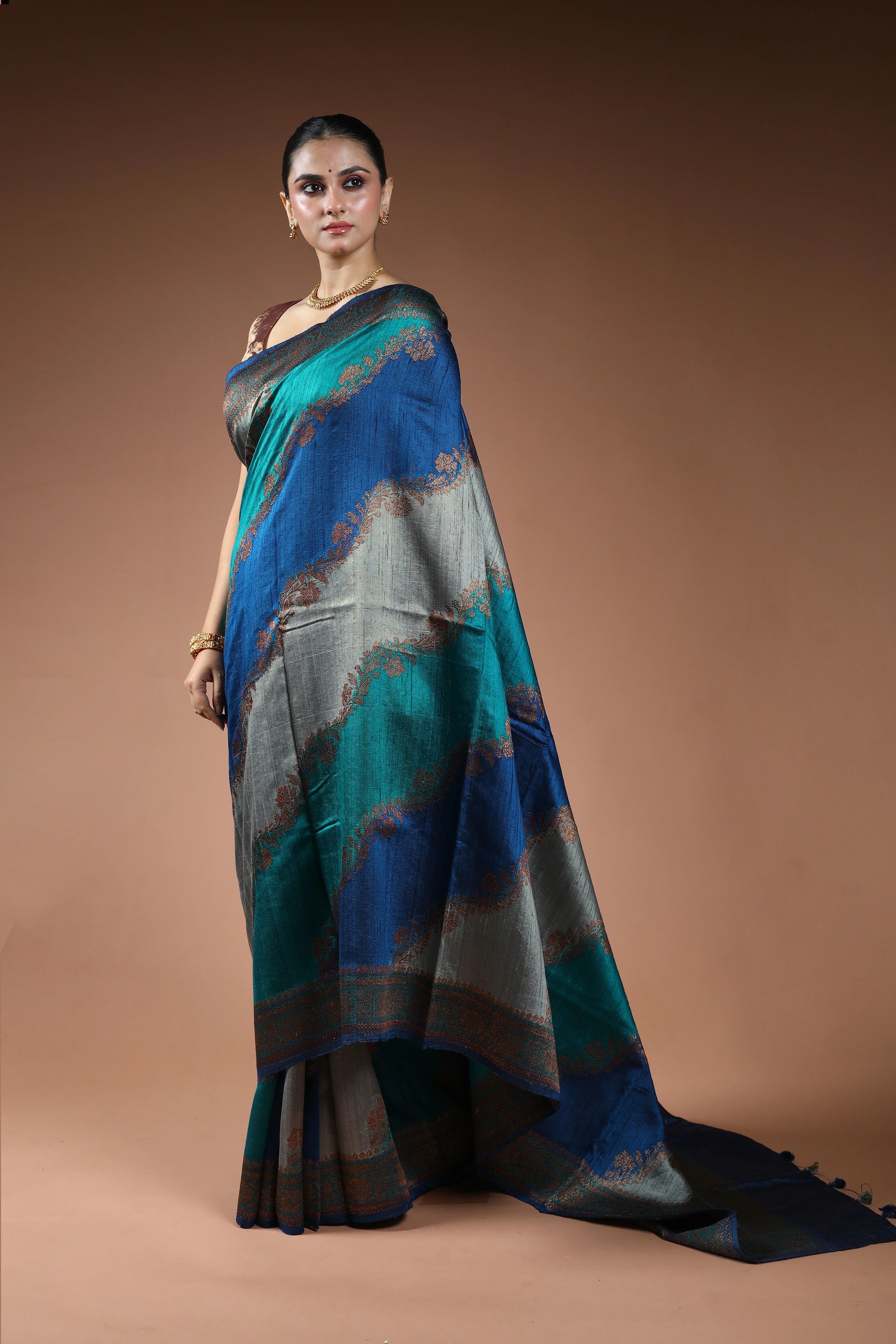 Blue Rangkat Raw Silk Banarasi Saree With Blouse Piece