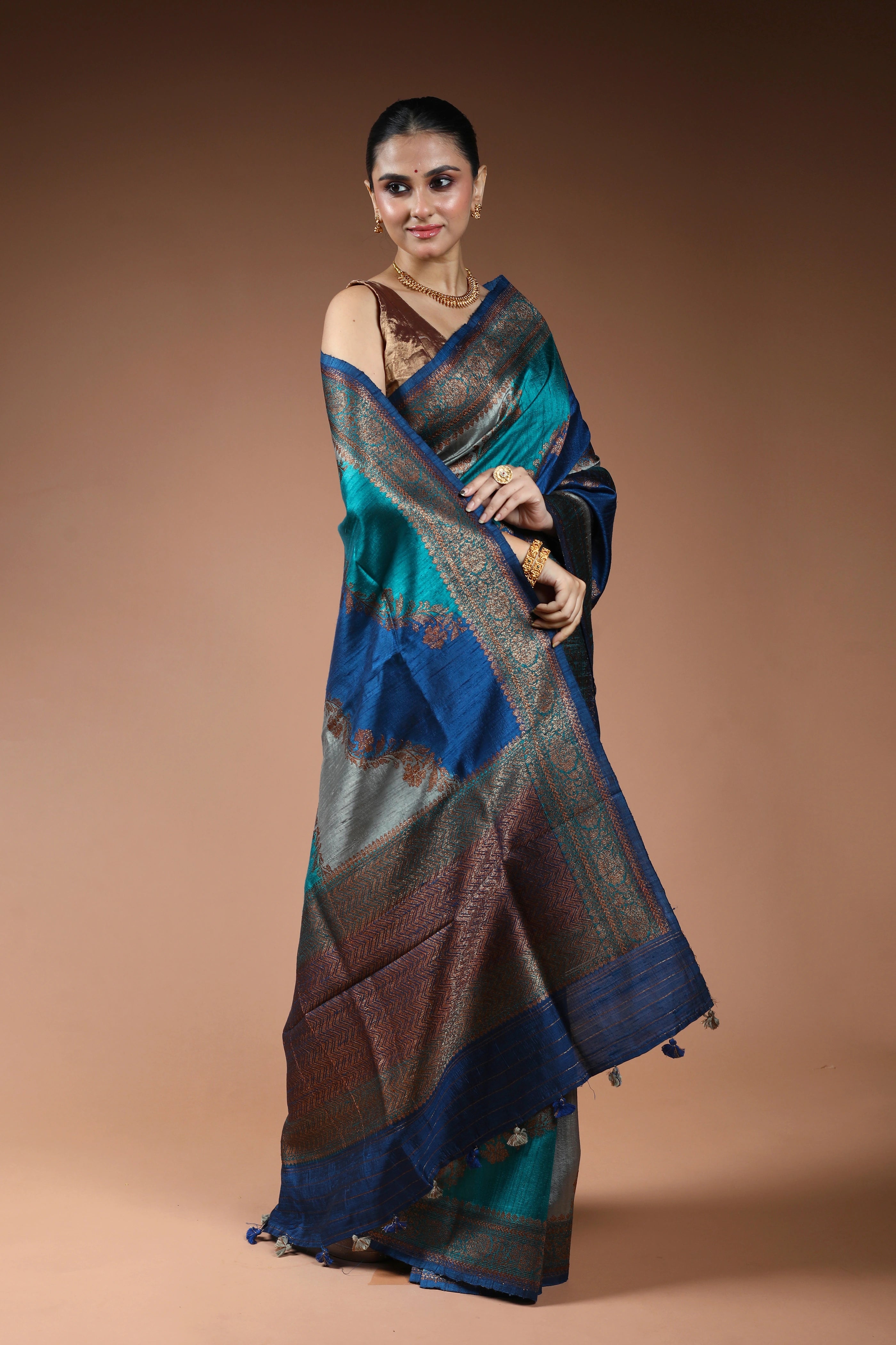 Blue Rangkat Raw Silk Banarasi Saree With Blouse Piece